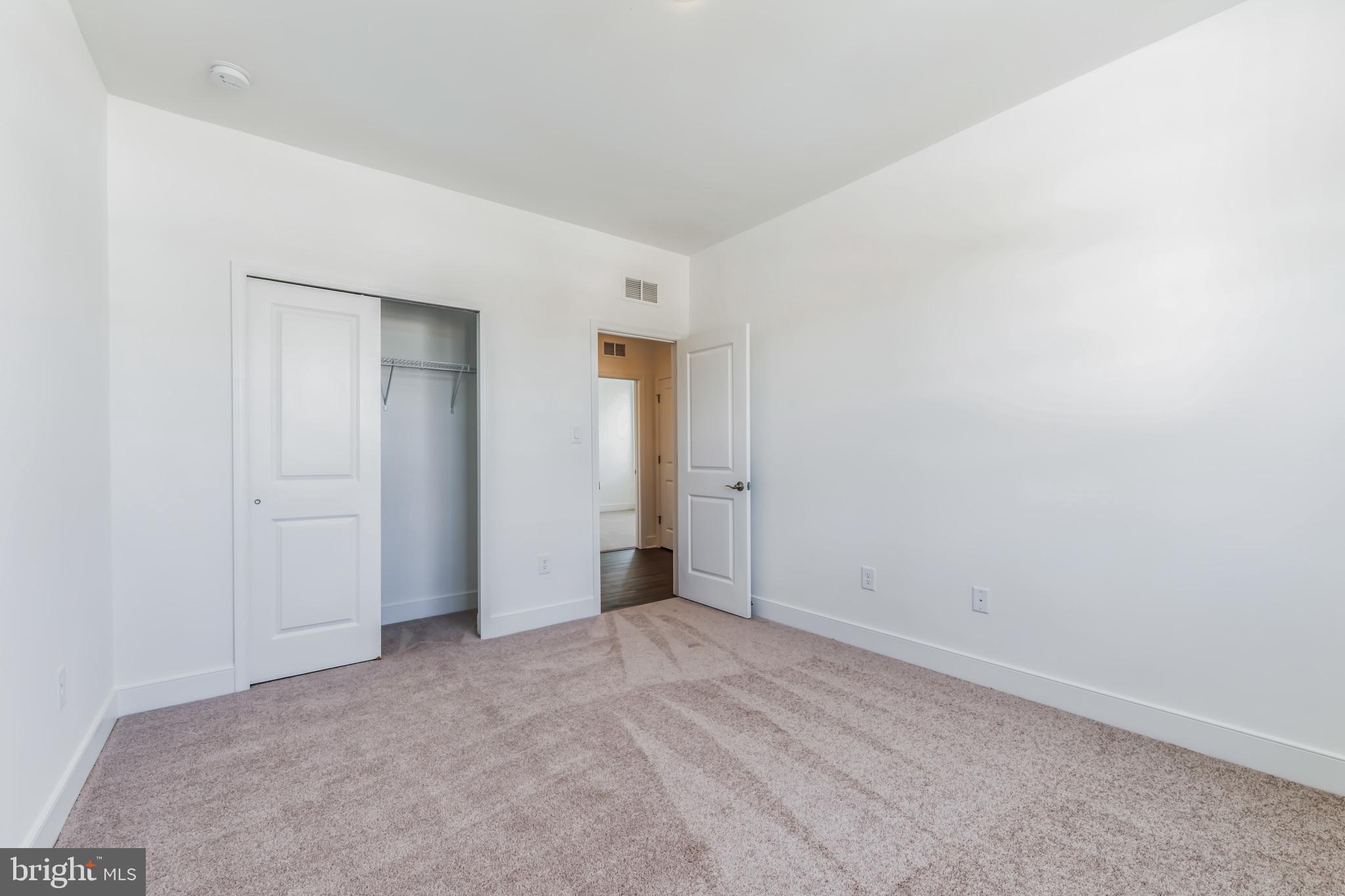 EGRET SHORES - Residential