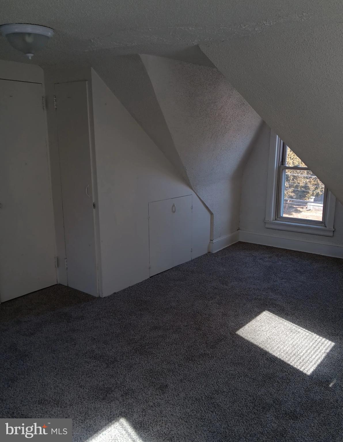 CHESTERBROOK - Residential Lease