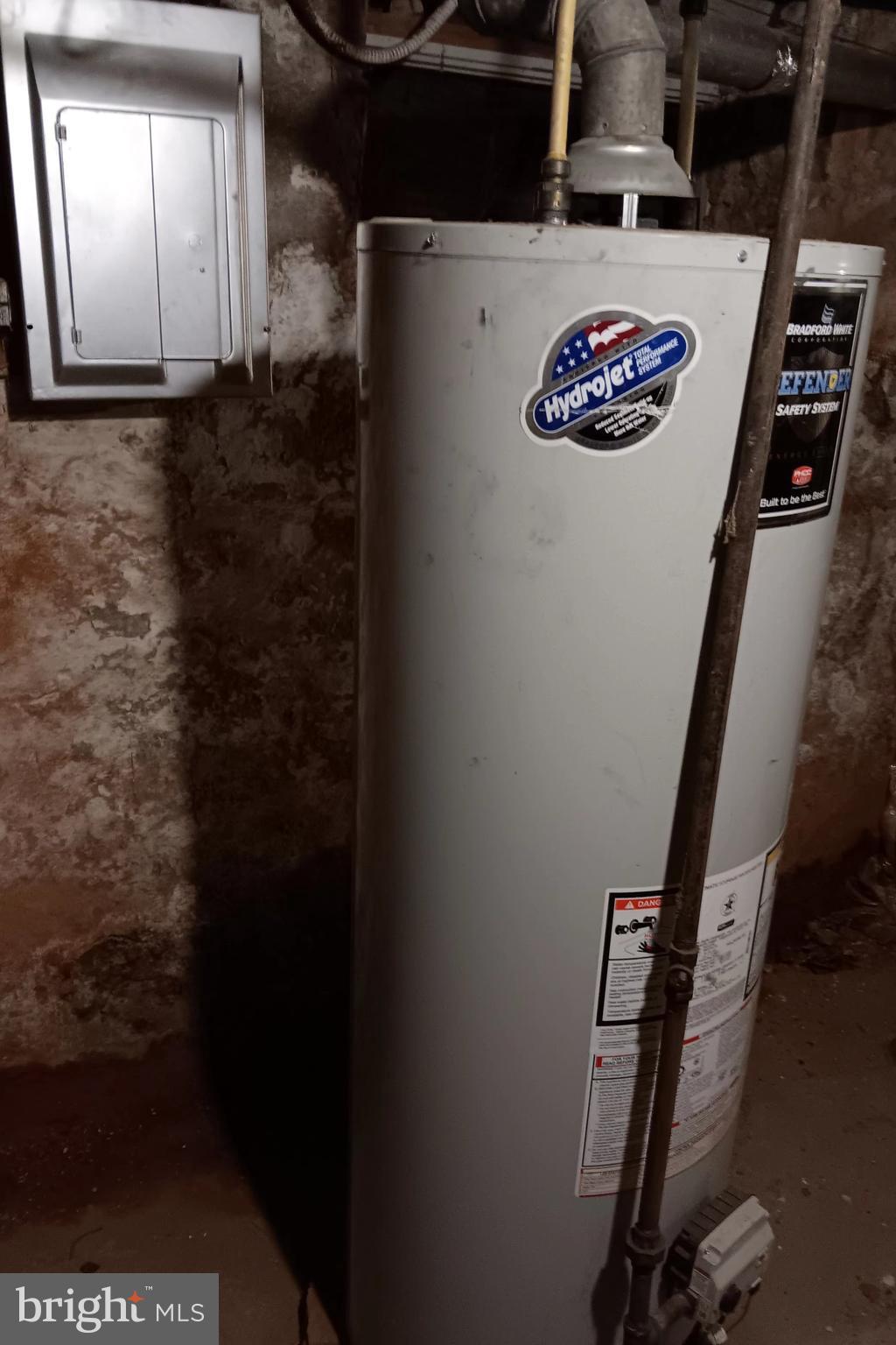 CHESTERBROOK - Residential Lease