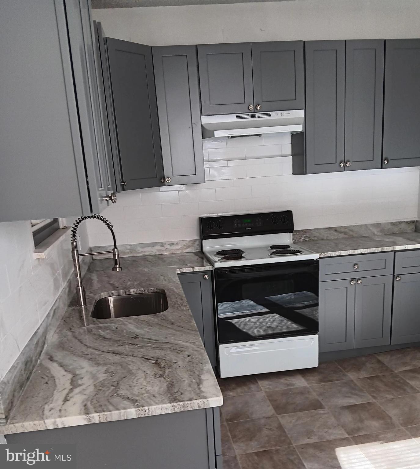 CHESTERBROOK - Residential Lease