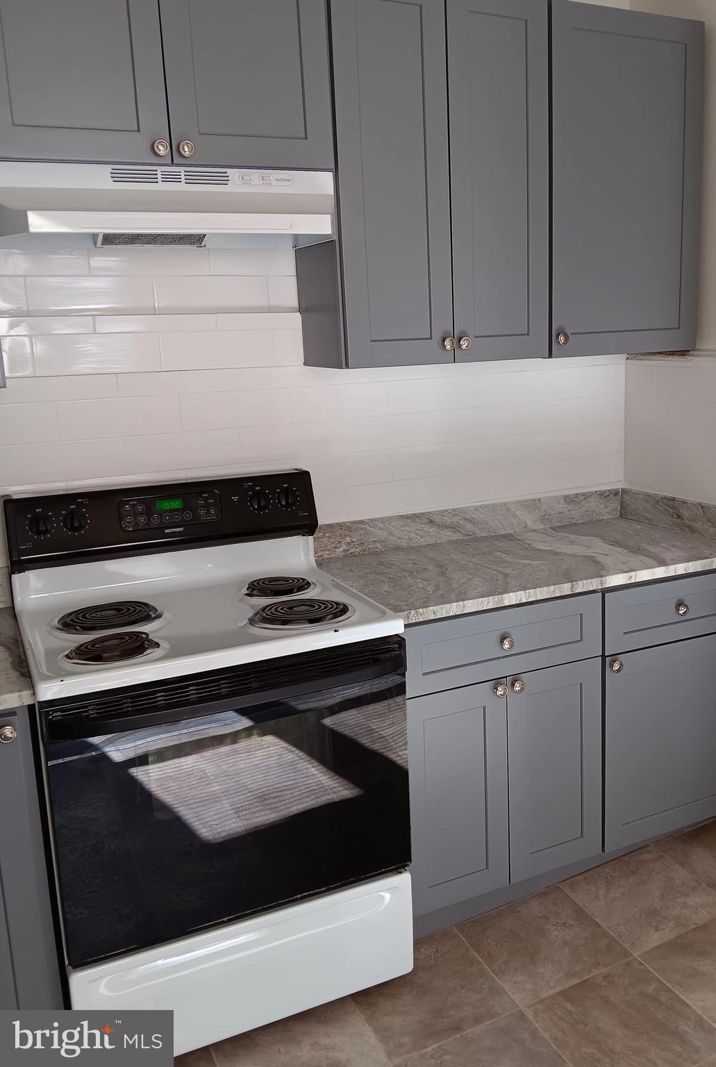 CHESTERBROOK - Residential Lease