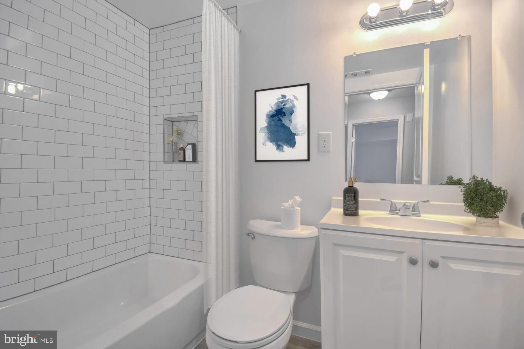 FRENCHMANS CREEK - Residential