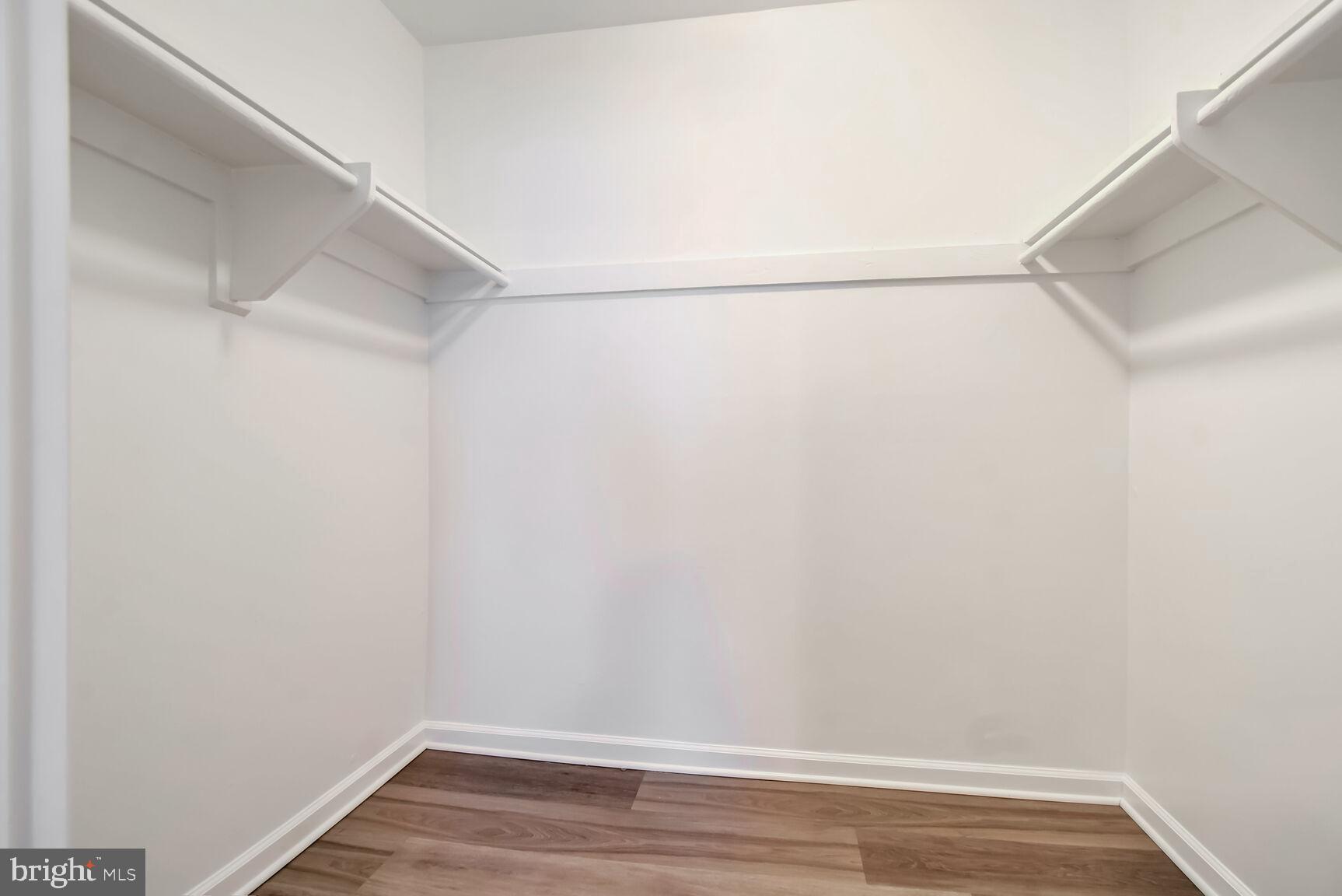 FRENCHMANS CREEK - Residential