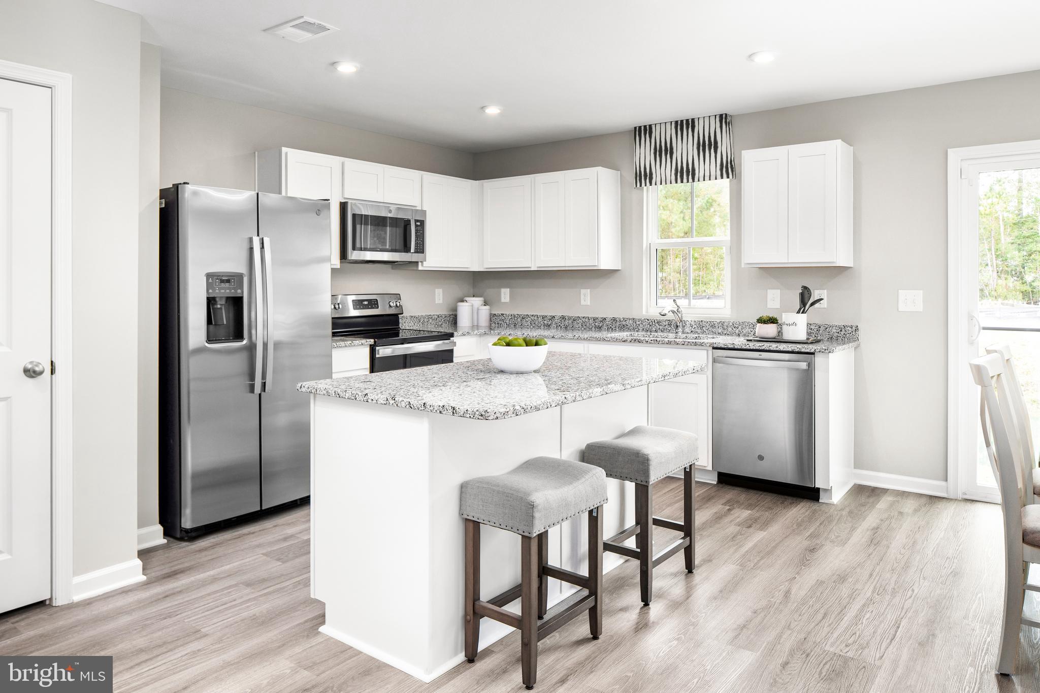 CARDINAL POINTE - Residential