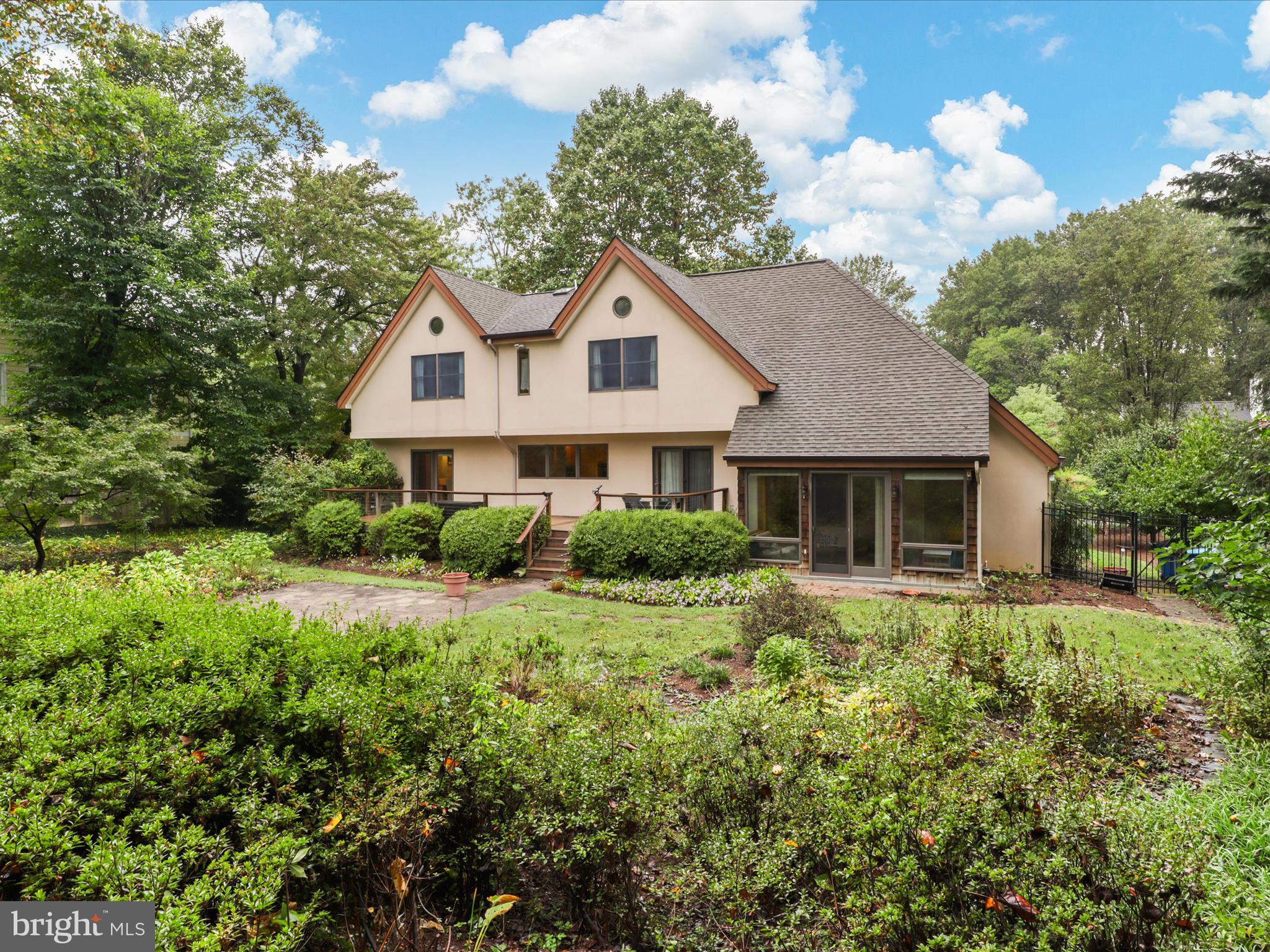 OAK VALLEY ESTATES - Residential