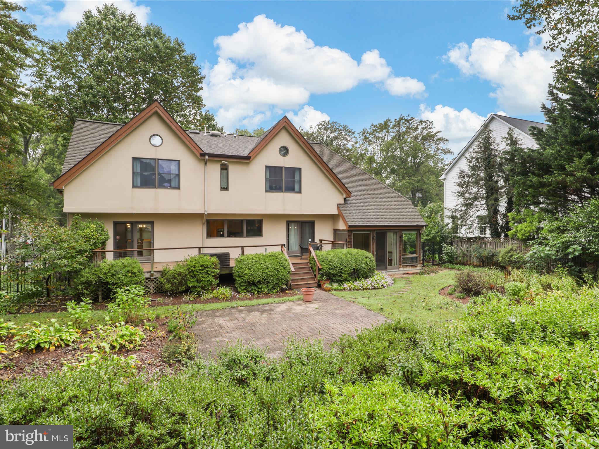 OAK VALLEY ESTATES - Residential