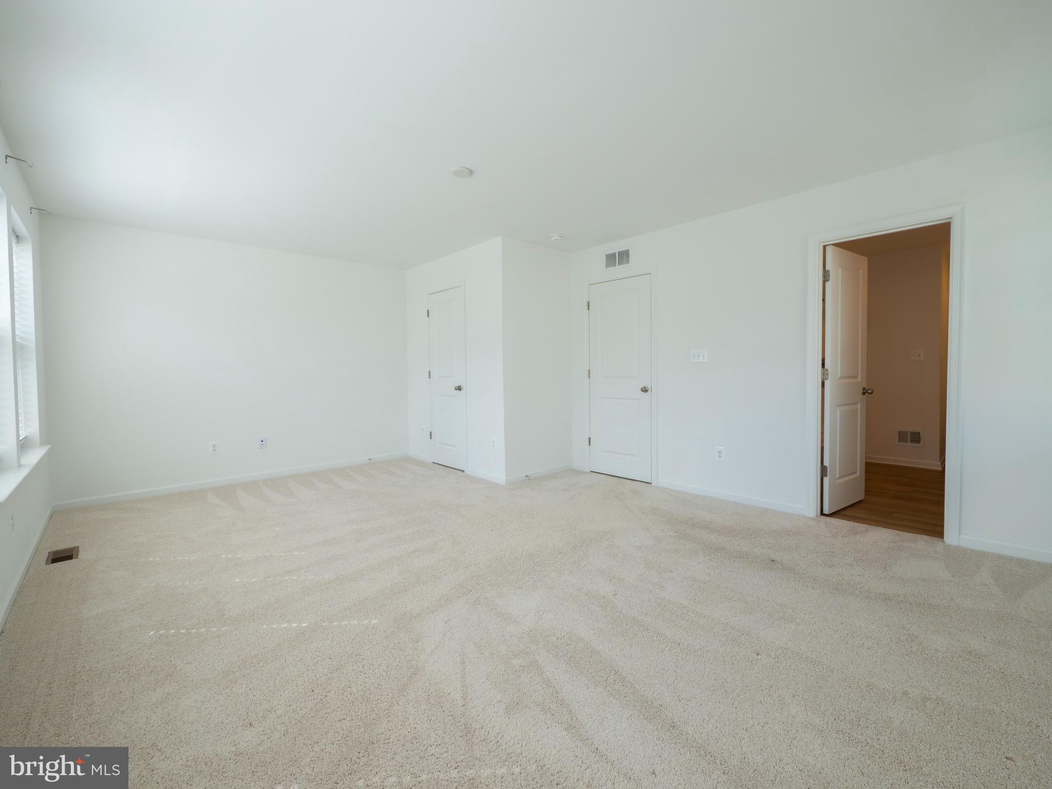 SOUTH BROOK - Residential