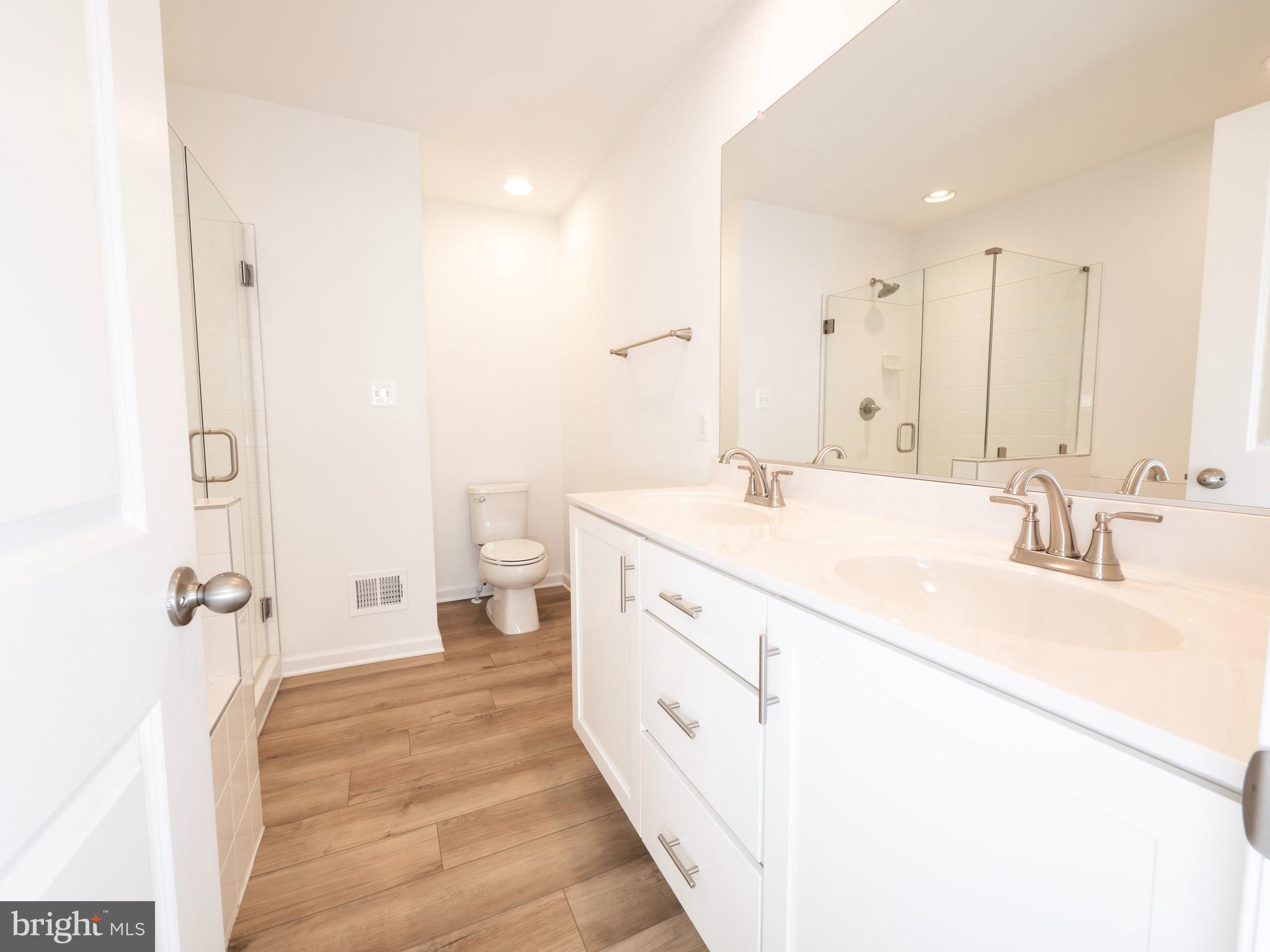 SOUTH BROOK - Residential