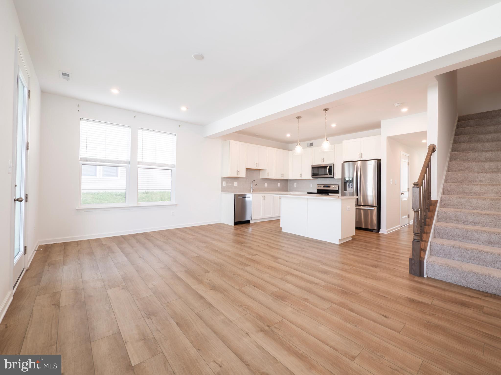 SOUTH BROOK - Residential
