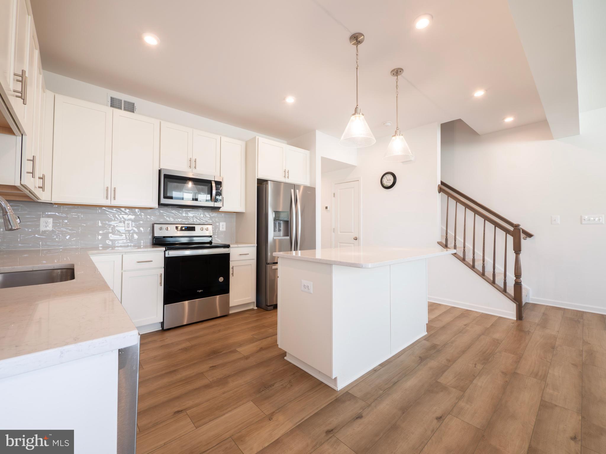 SOUTH BROOK - Residential