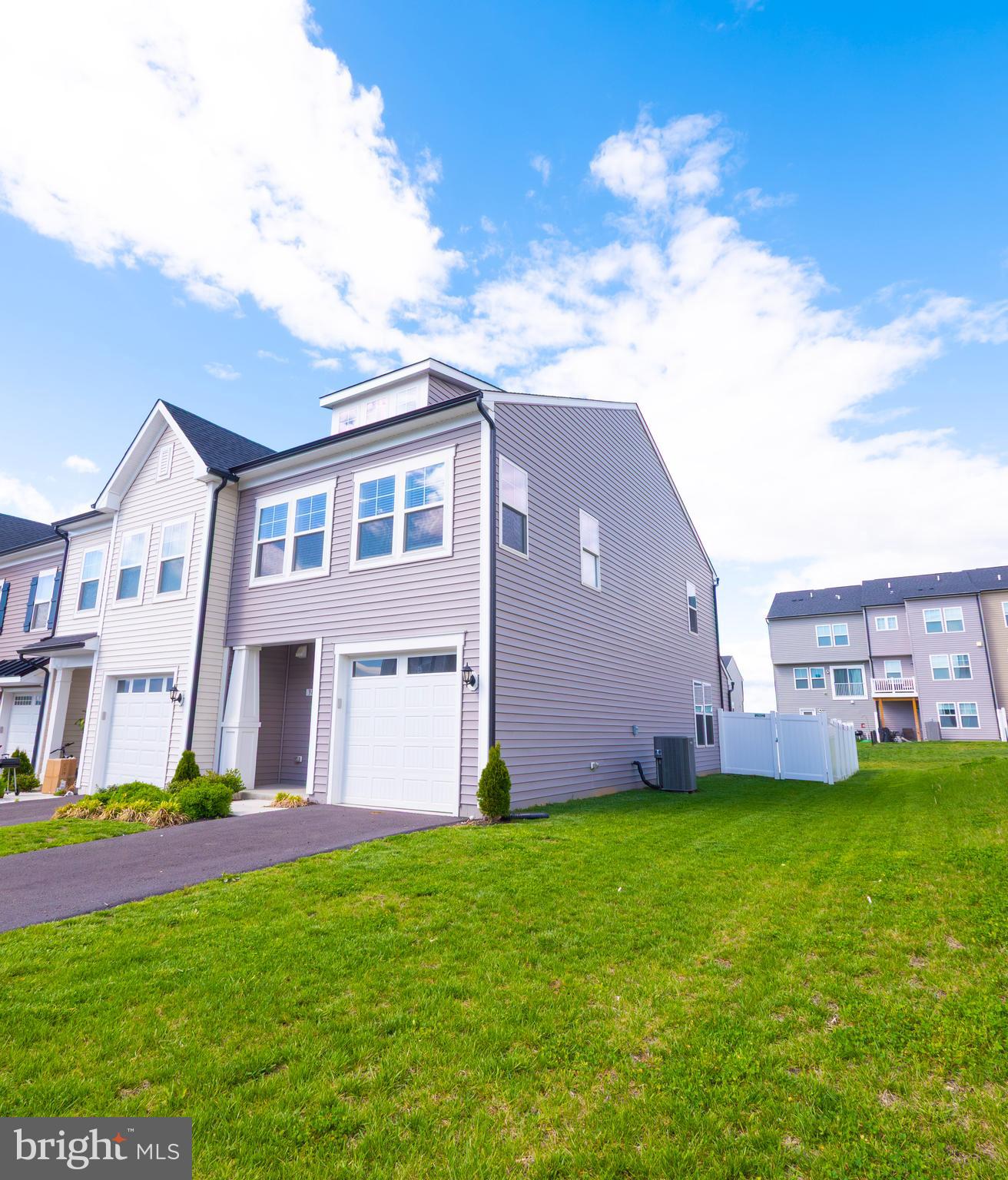 SOUTH BROOK - Residential