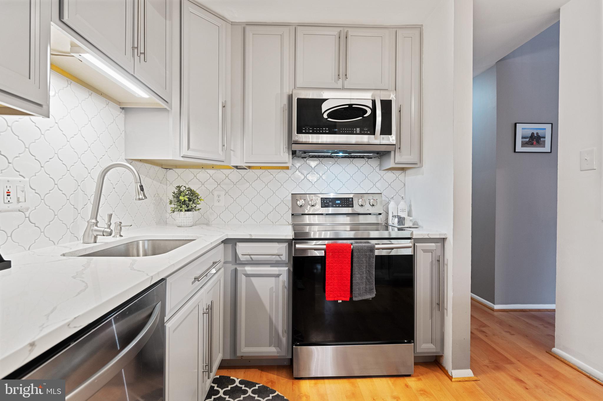 CHARLENE - Residential