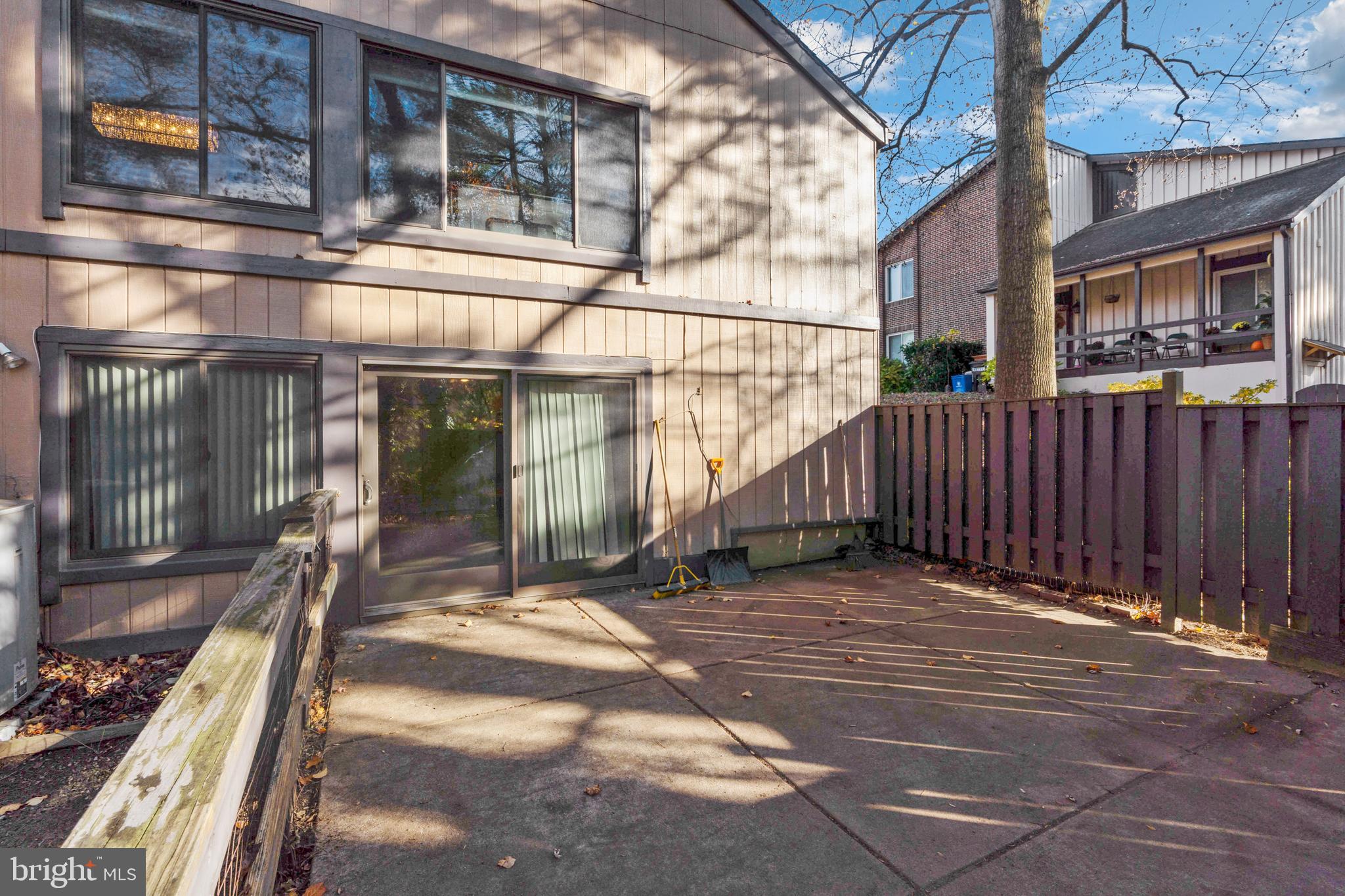 CHARLENE - Residential