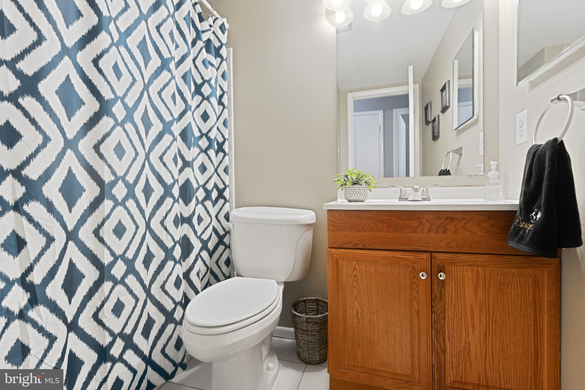 CHARLENE - Residential