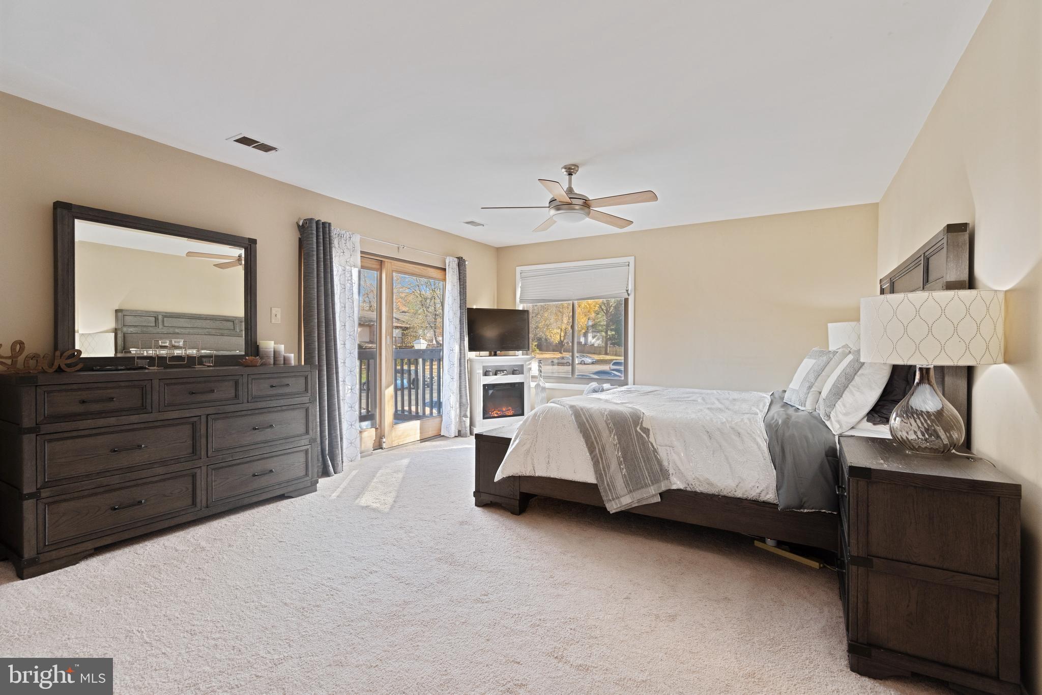 CHARLENE - Residential