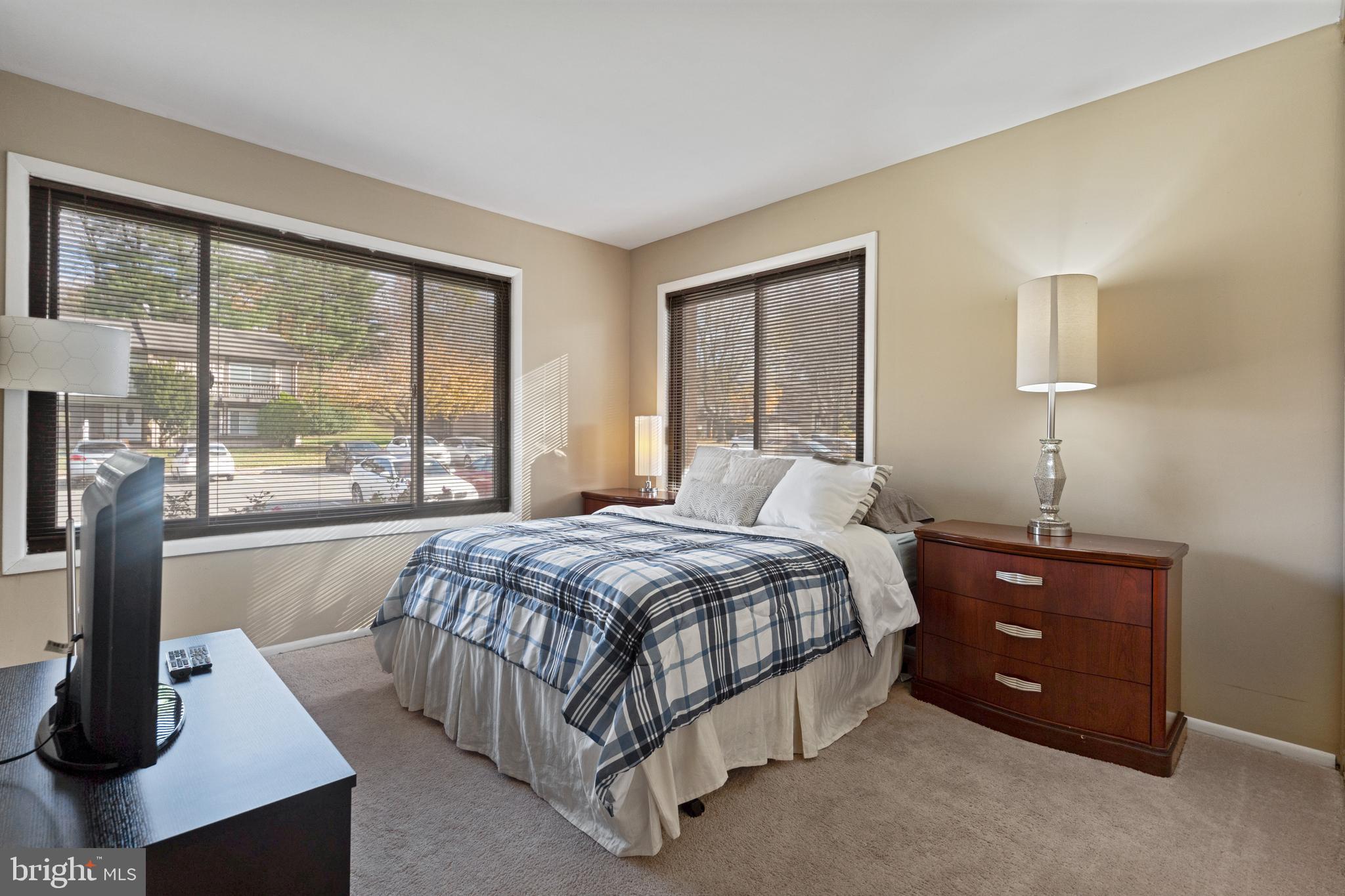 CHARLENE - Residential