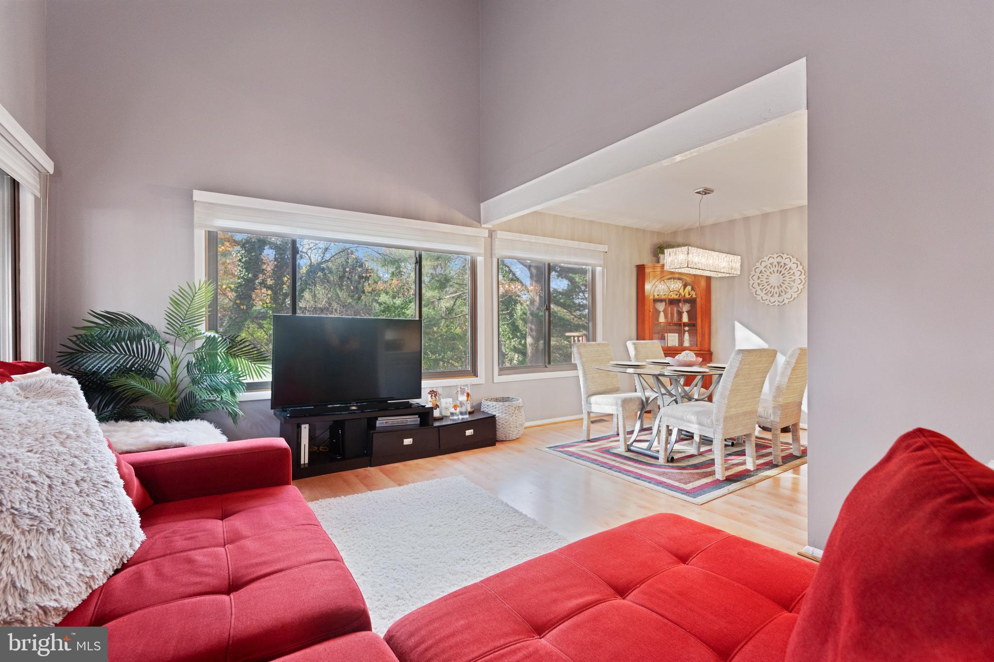 CHARLENE - Residential