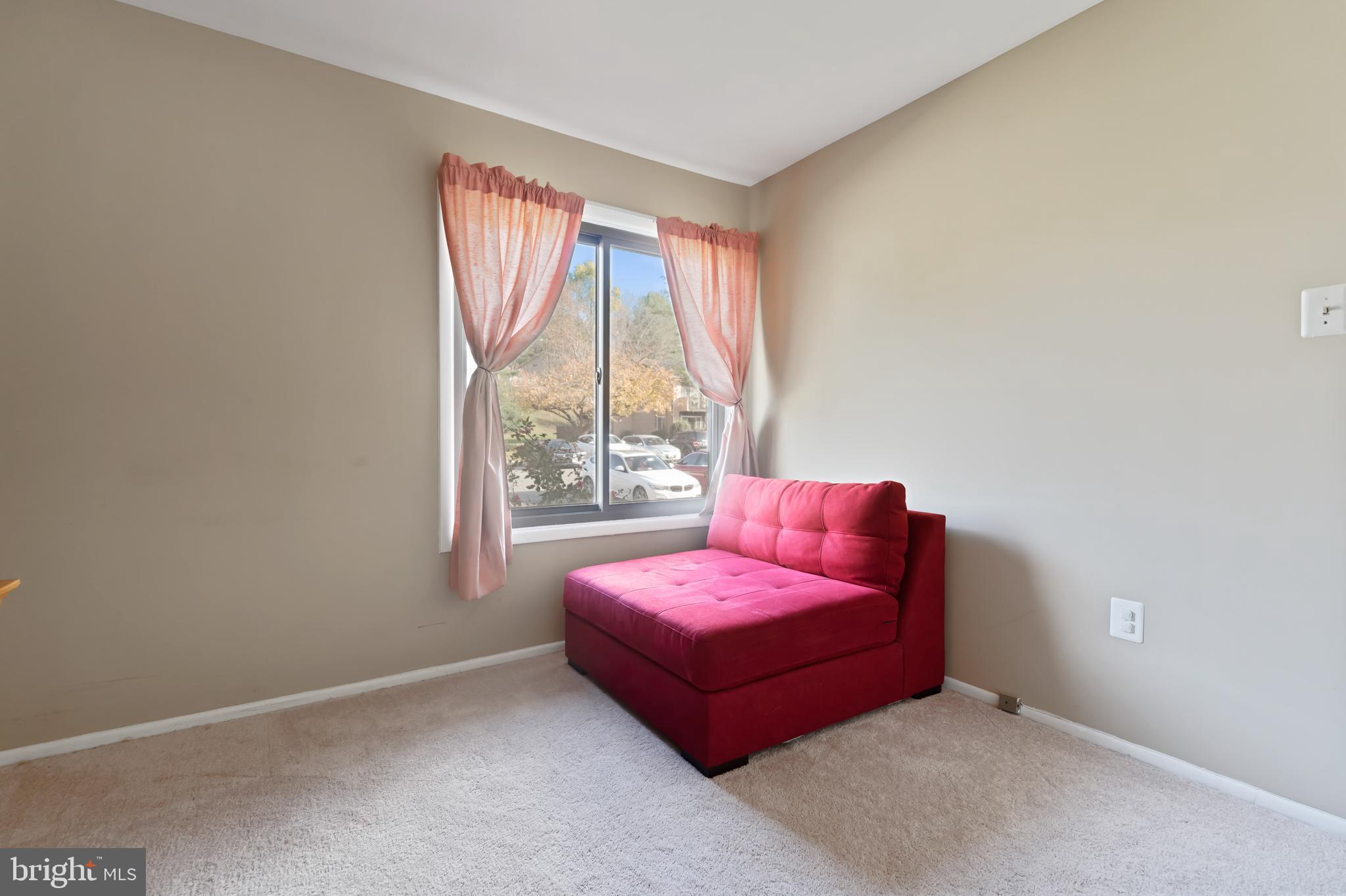 CHARLENE - Residential