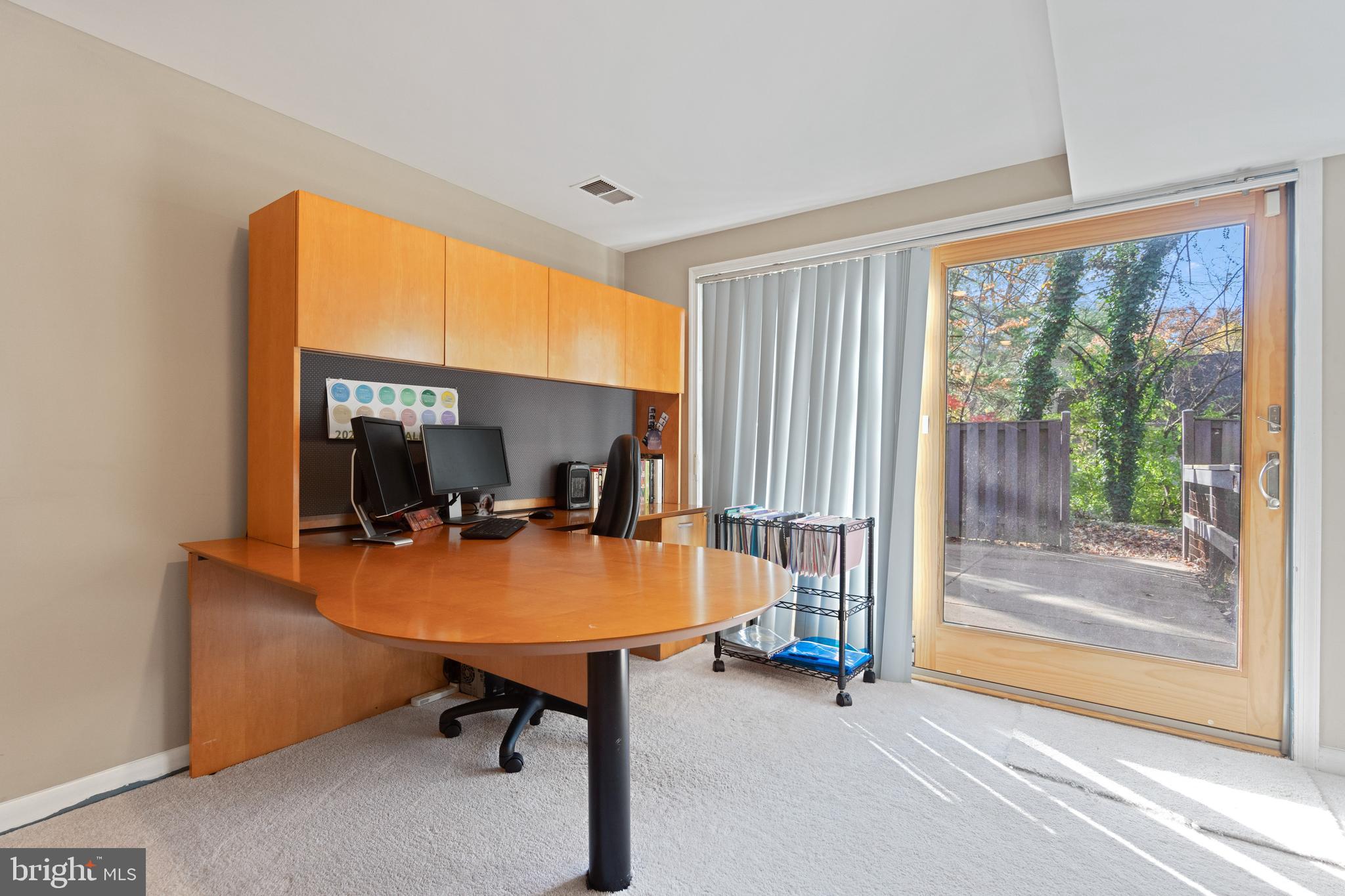 CHARLENE - Residential