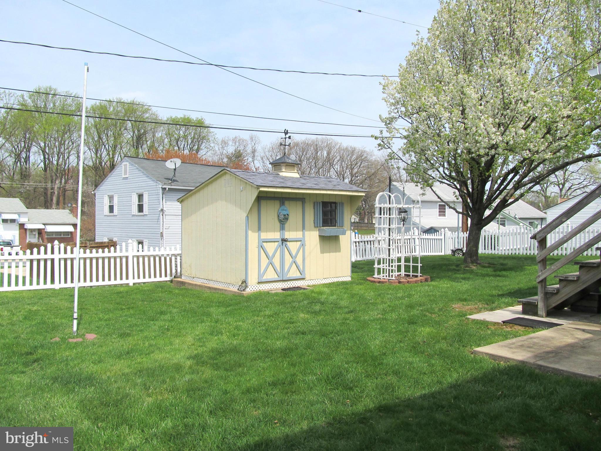 MICHAELTON MANOR - Residential