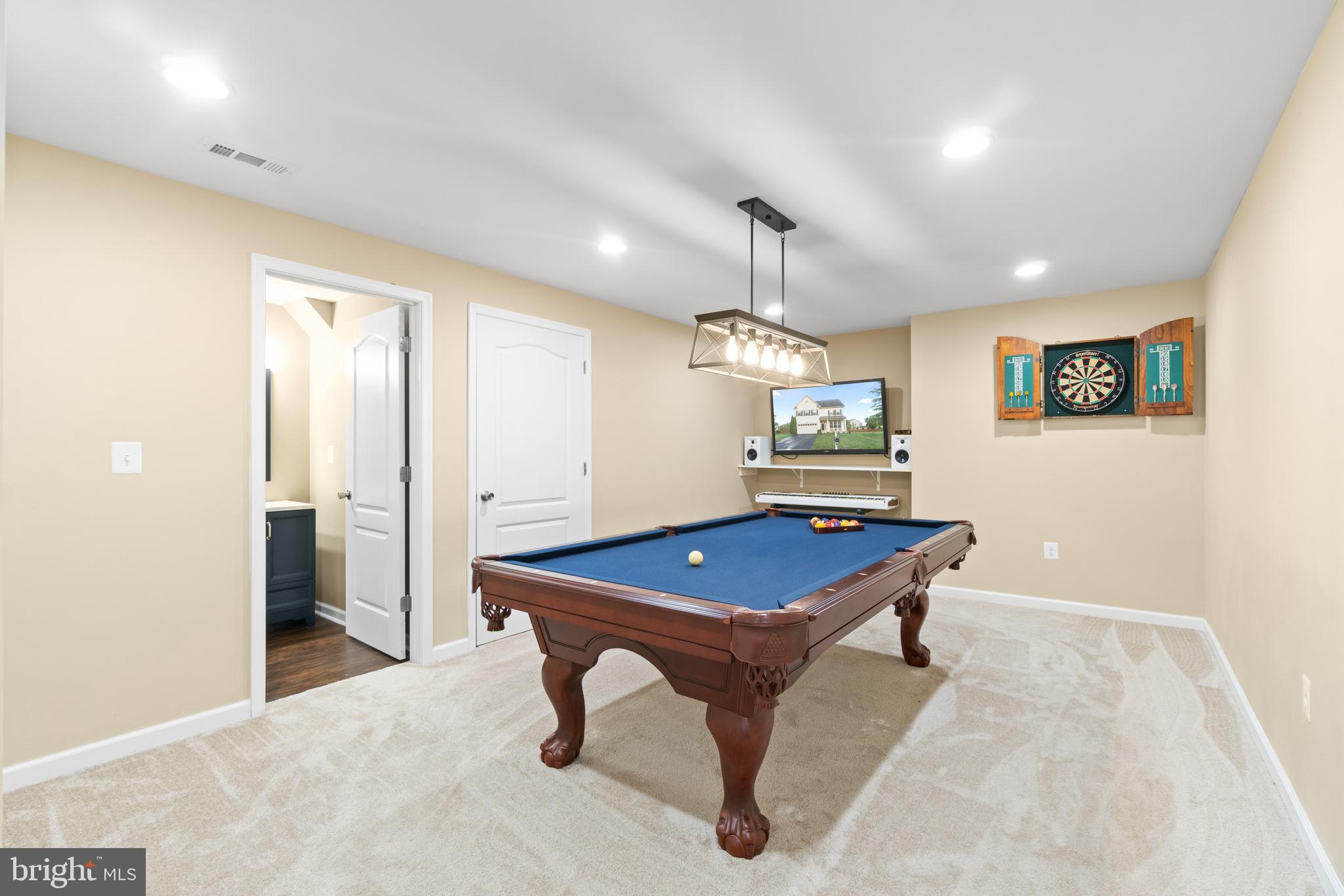 STAFFORD LAKES VILLAGE - Residential