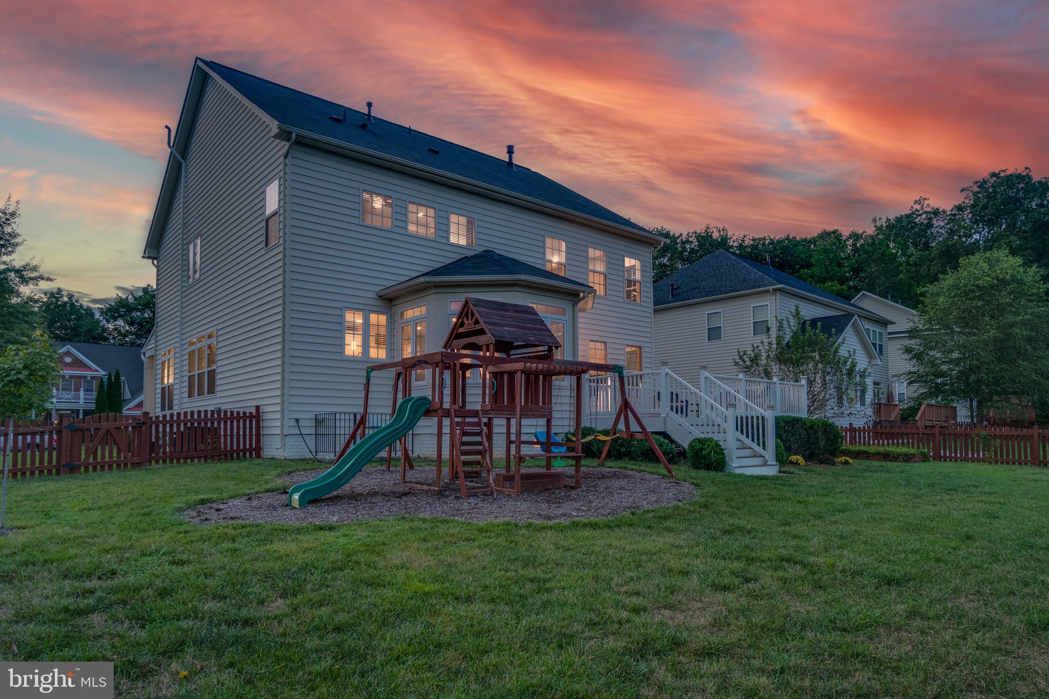 STAFFORD LAKES VILLAGE - Residential