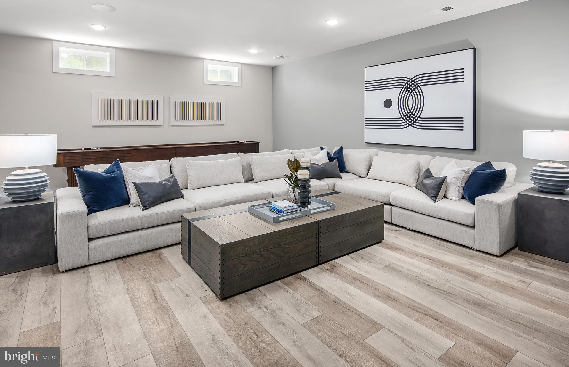 POTOMAC SHORES - Residential