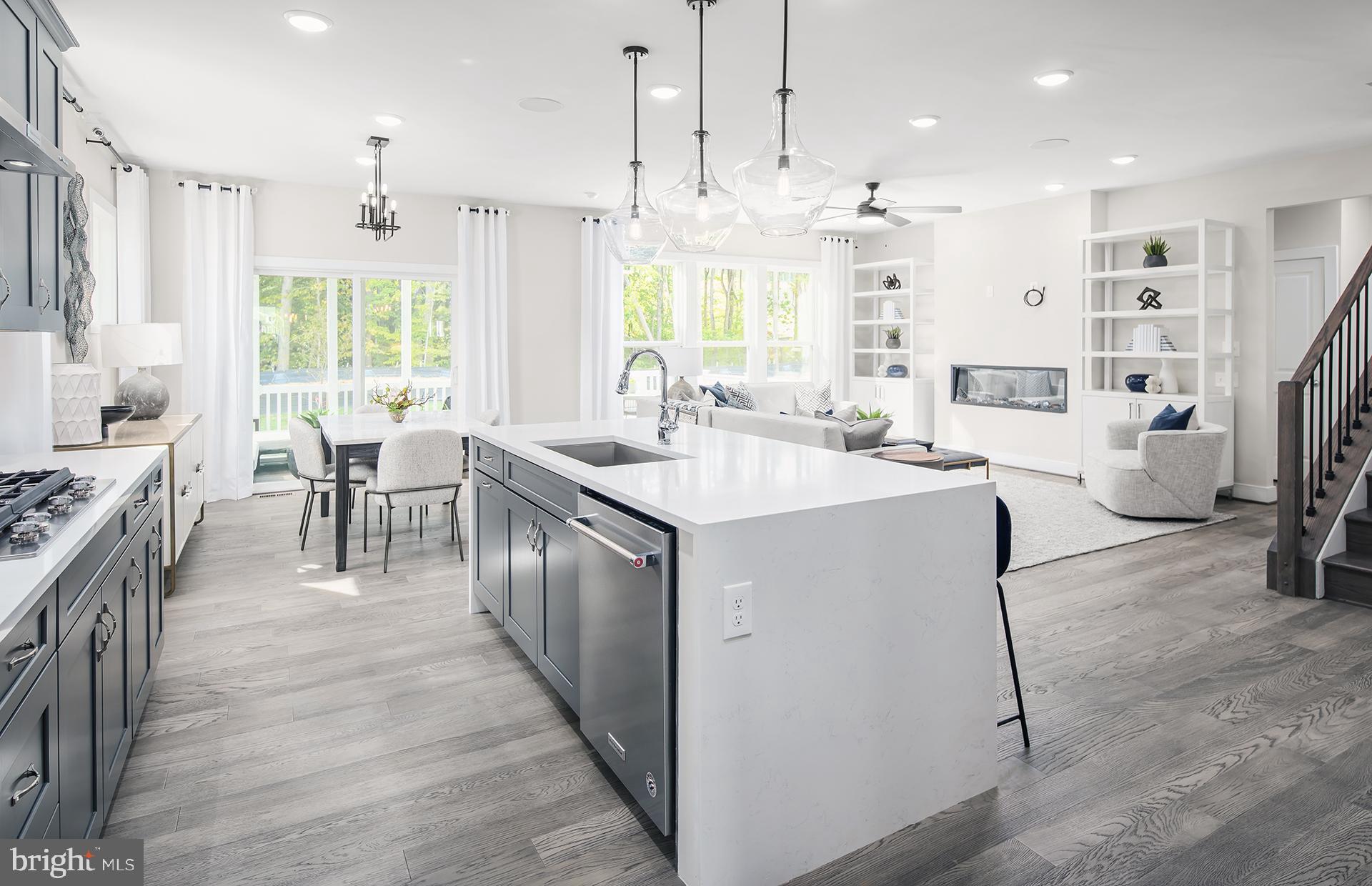 POTOMAC SHORES - Residential