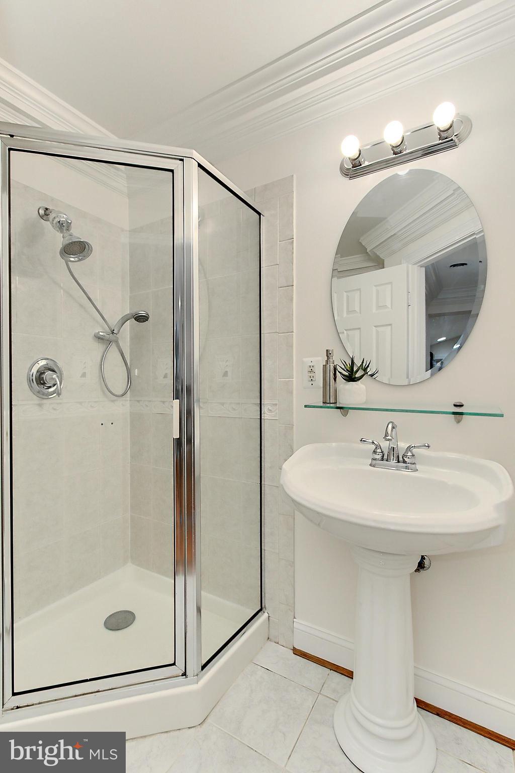 BRISTOW - Residential