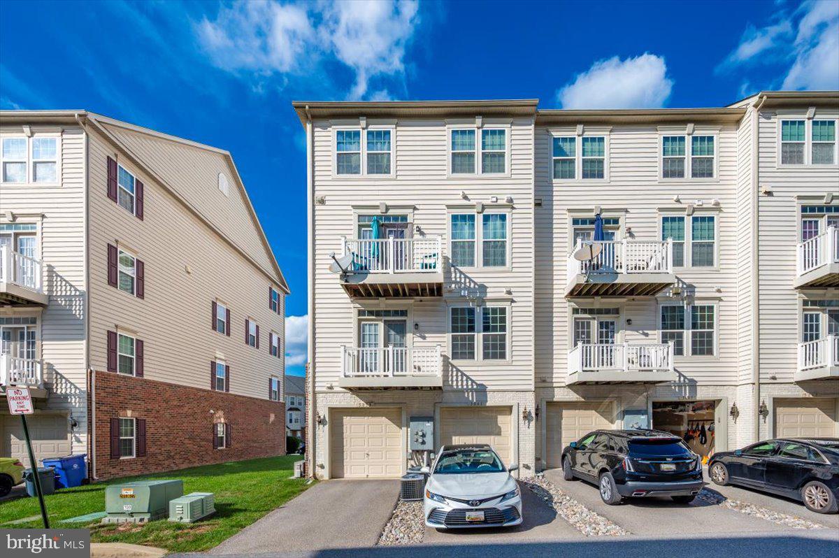 LINTON AT BALLENGER - Residential Lease