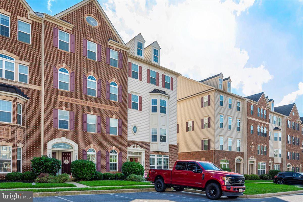 LINTON AT BALLENGER - Residential Lease