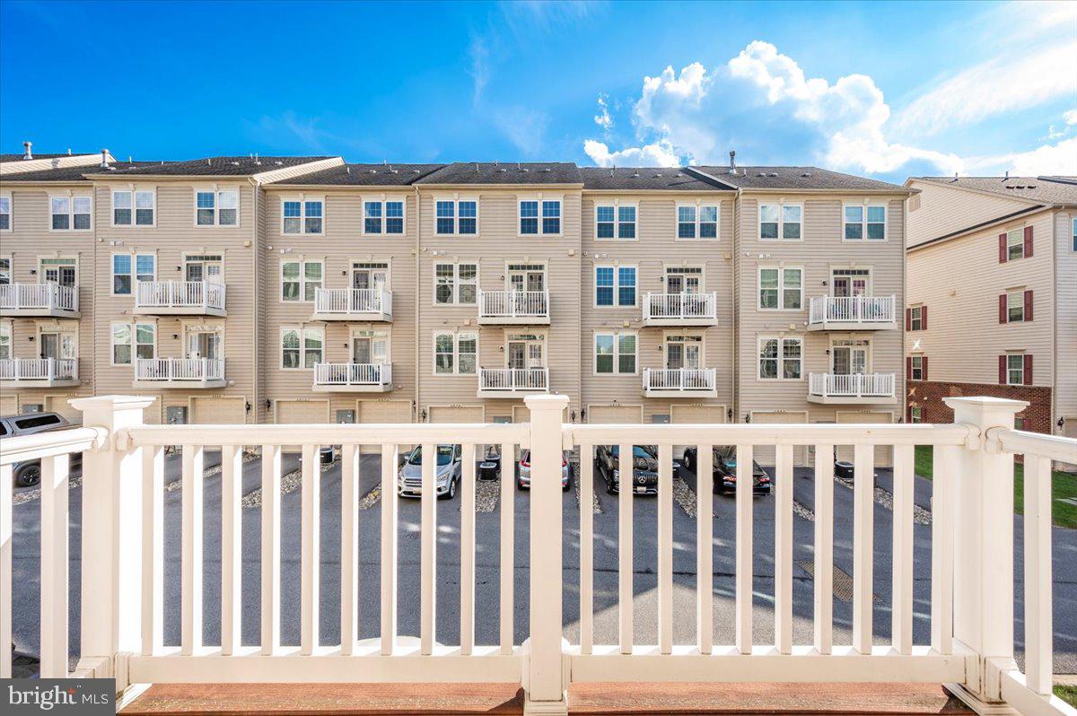 LINTON AT BALLENGER - Residential Lease