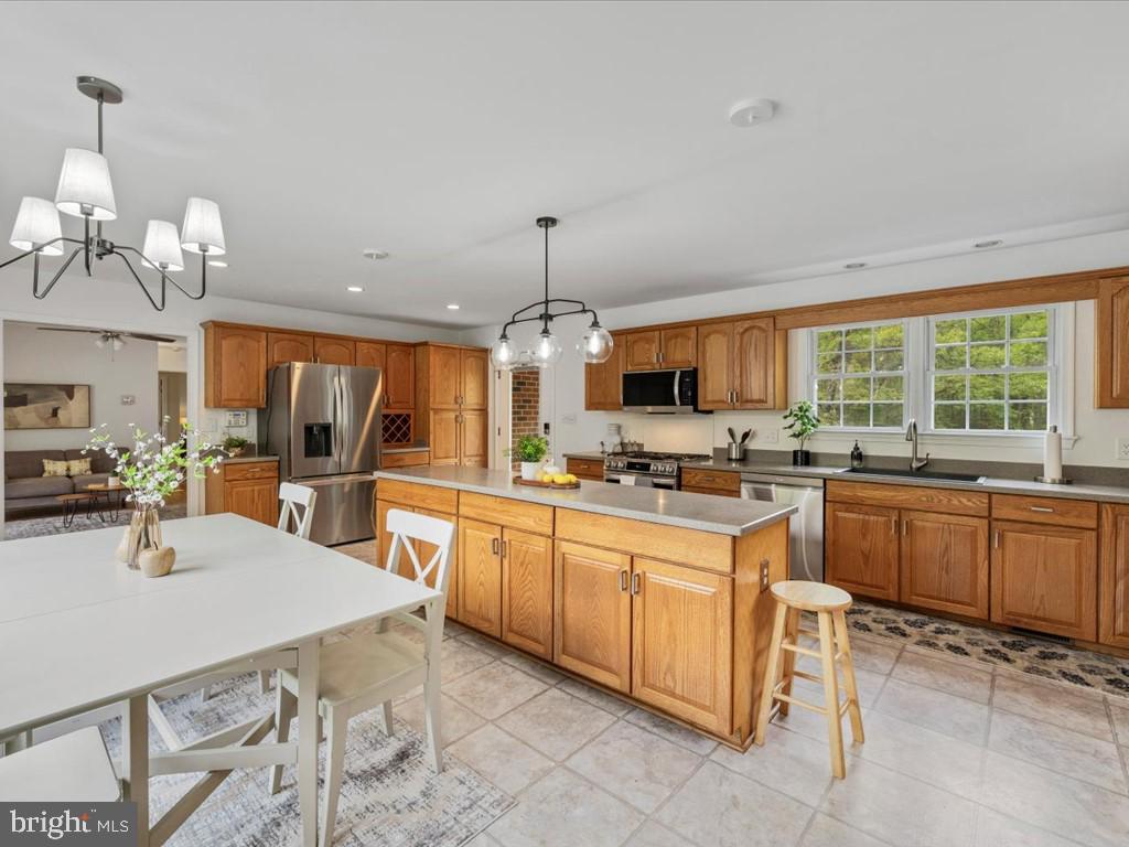 PLEASANT RIDGE ESTATES - Residential