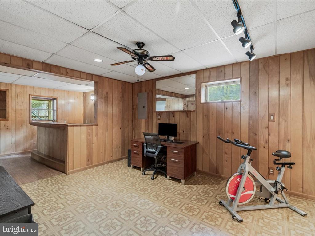 PLEASANT RIDGE ESTATES - Residential