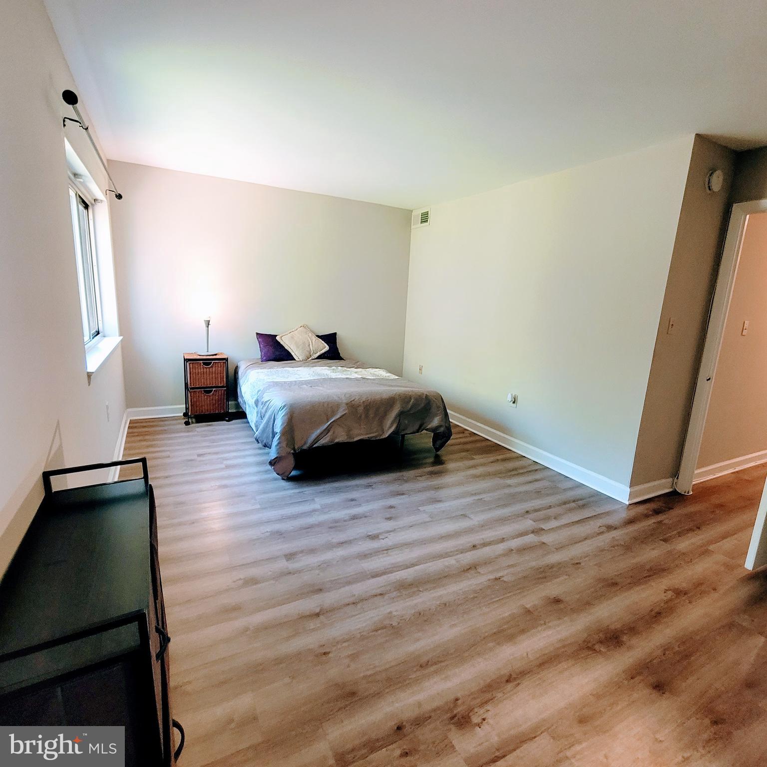 BETHESDA PARK - Residential