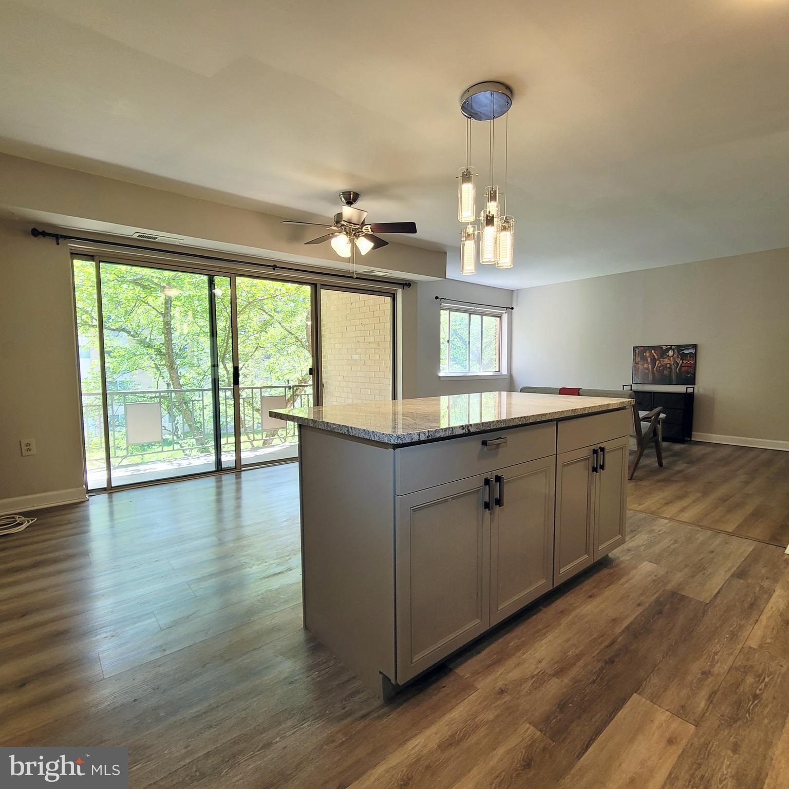 BETHESDA PARK - Residential