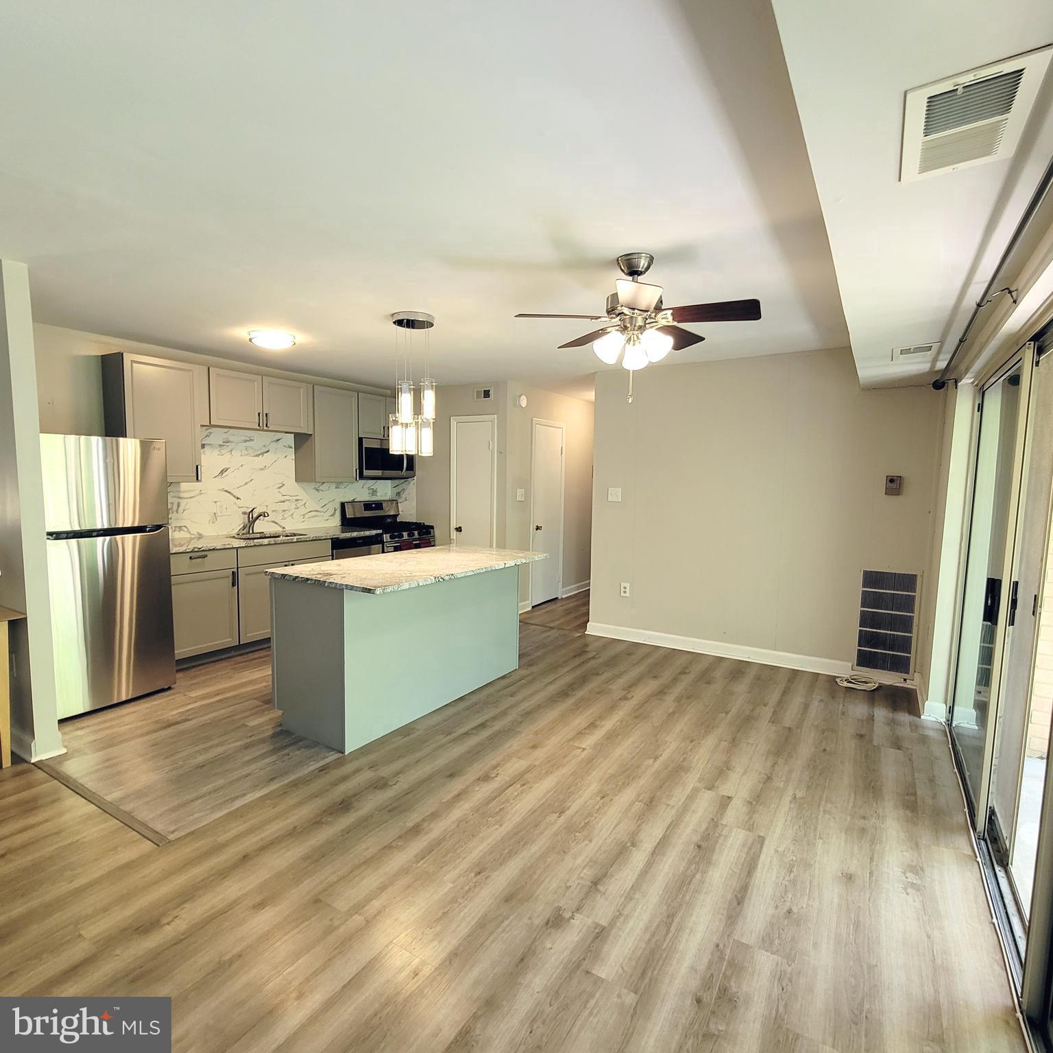 BETHESDA PARK - Residential