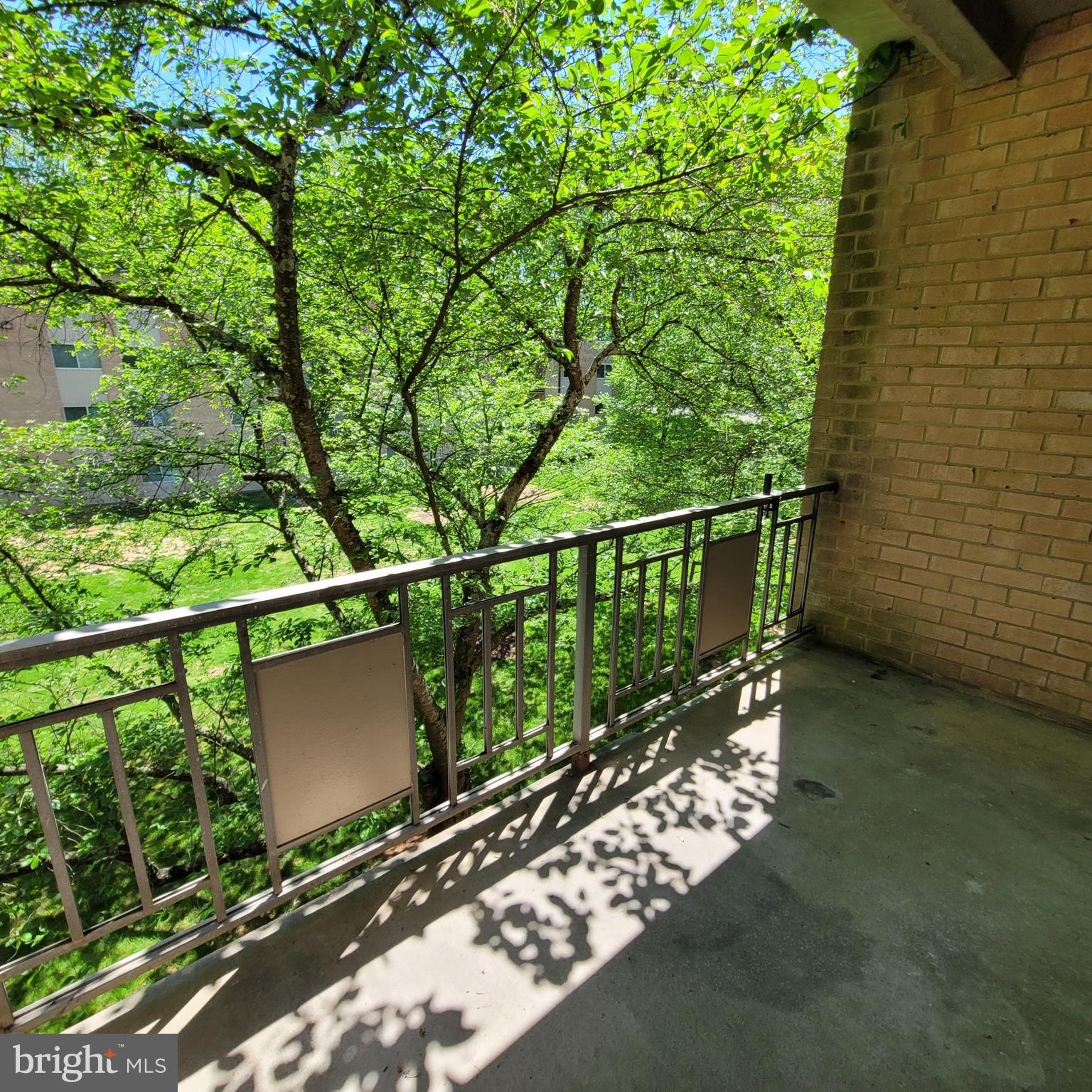 BETHESDA PARK - Residential