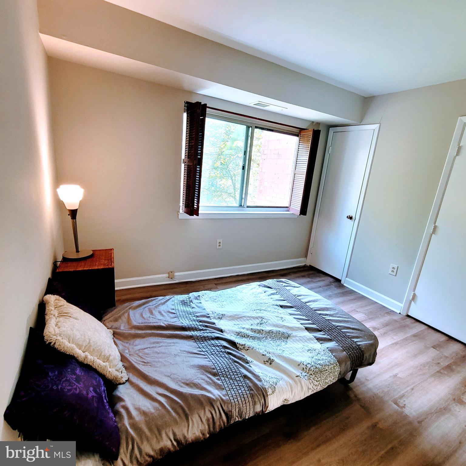 BETHESDA PARK - Residential