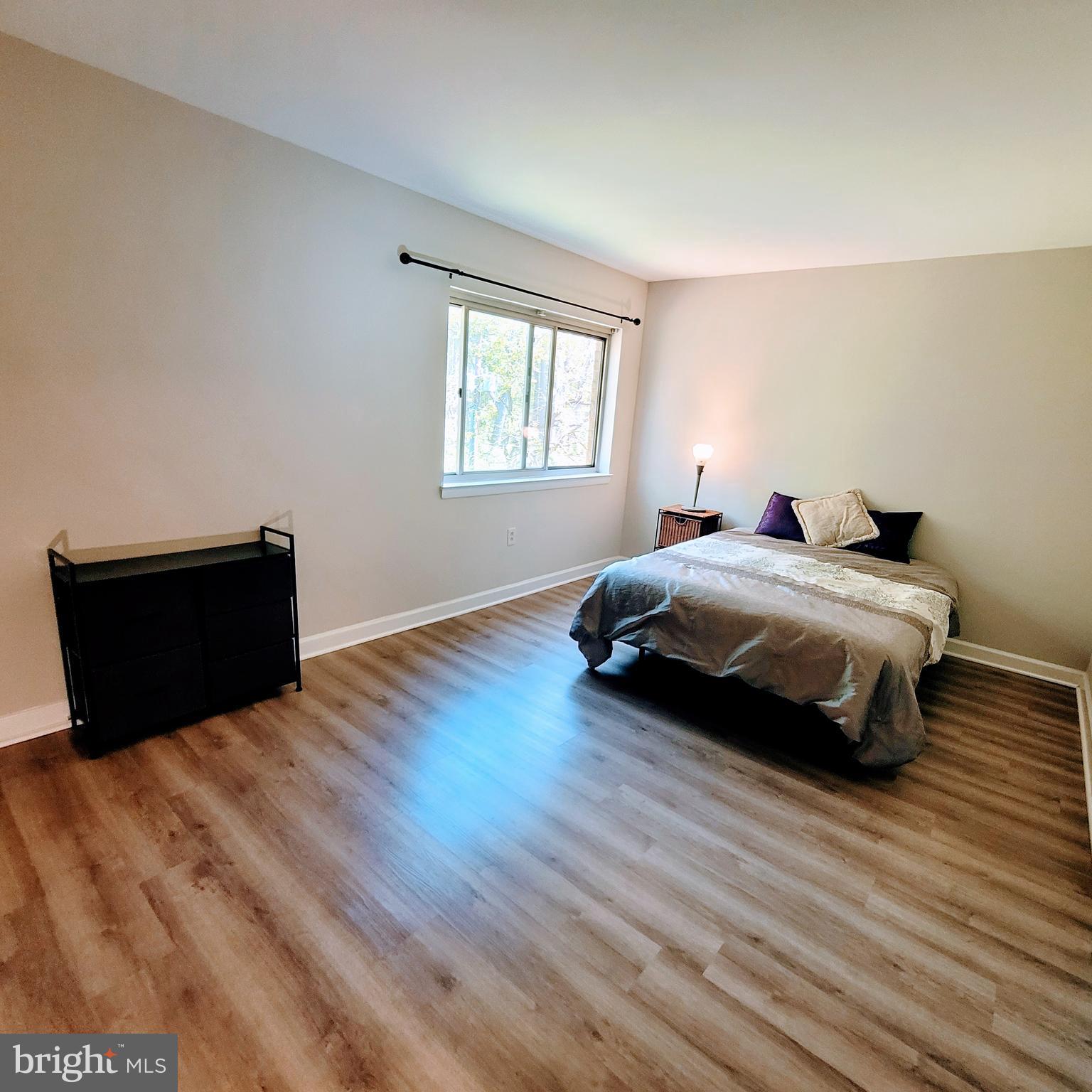 BETHESDA PARK - Residential