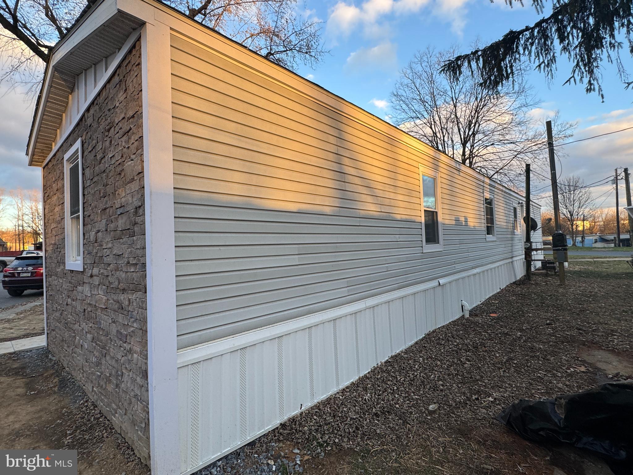 BROOKSIDE - Residential