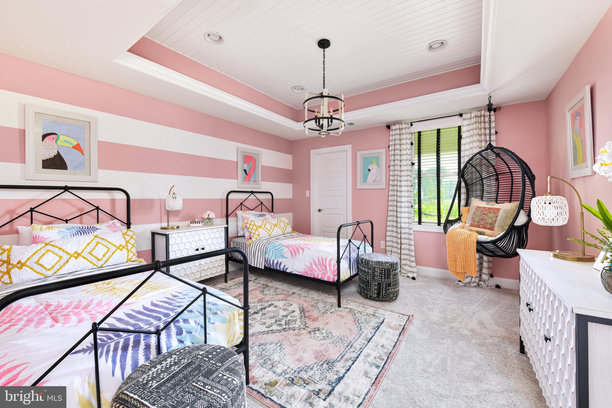 CHANNEL POINTE - Residential