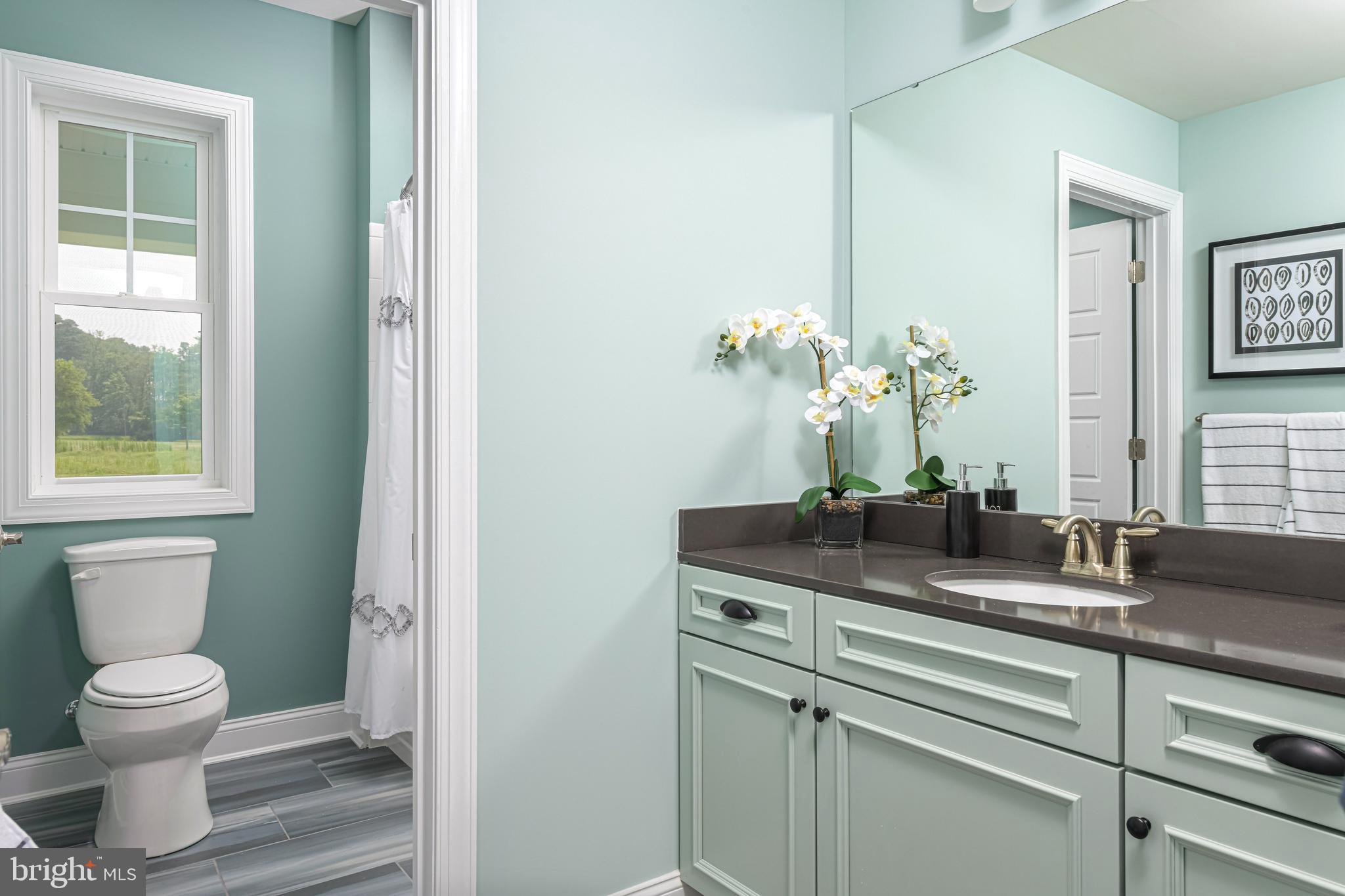 CHANNEL POINTE - Residential