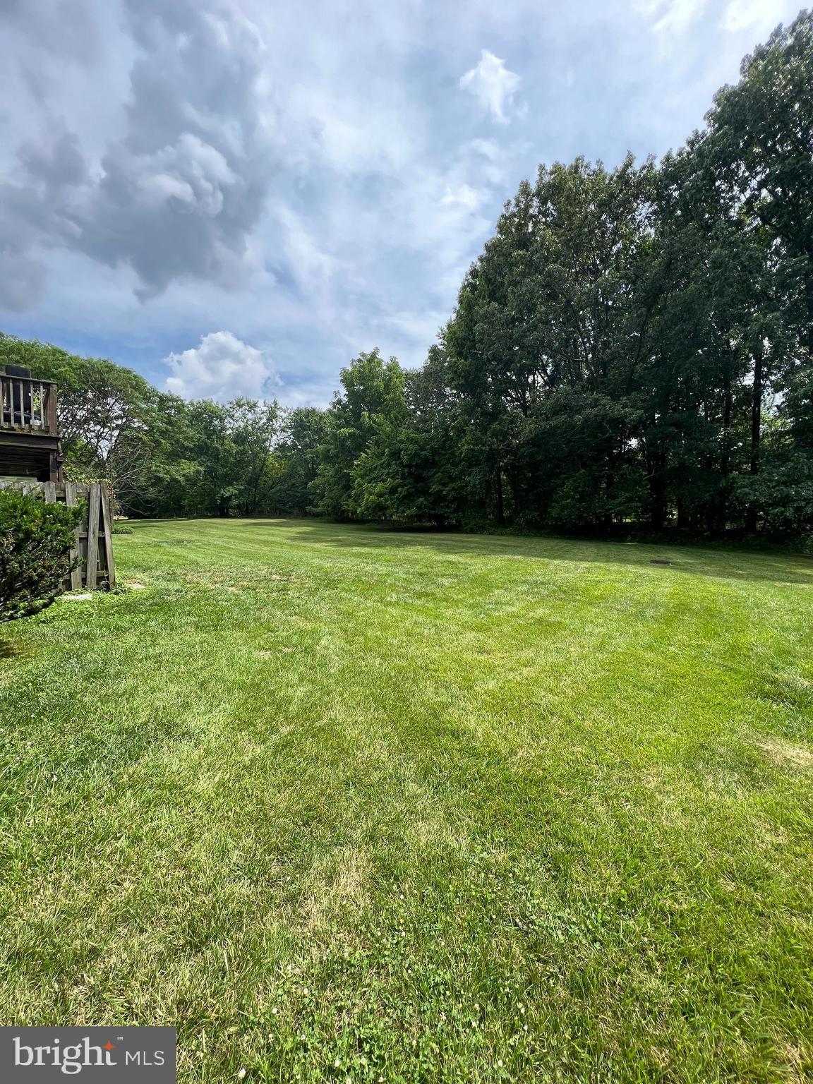 CROMWELL STATION - Residential