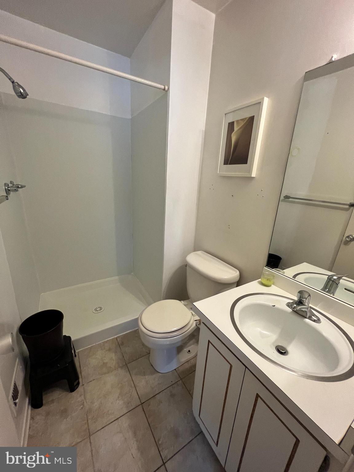 CROMWELL STATION - Residential