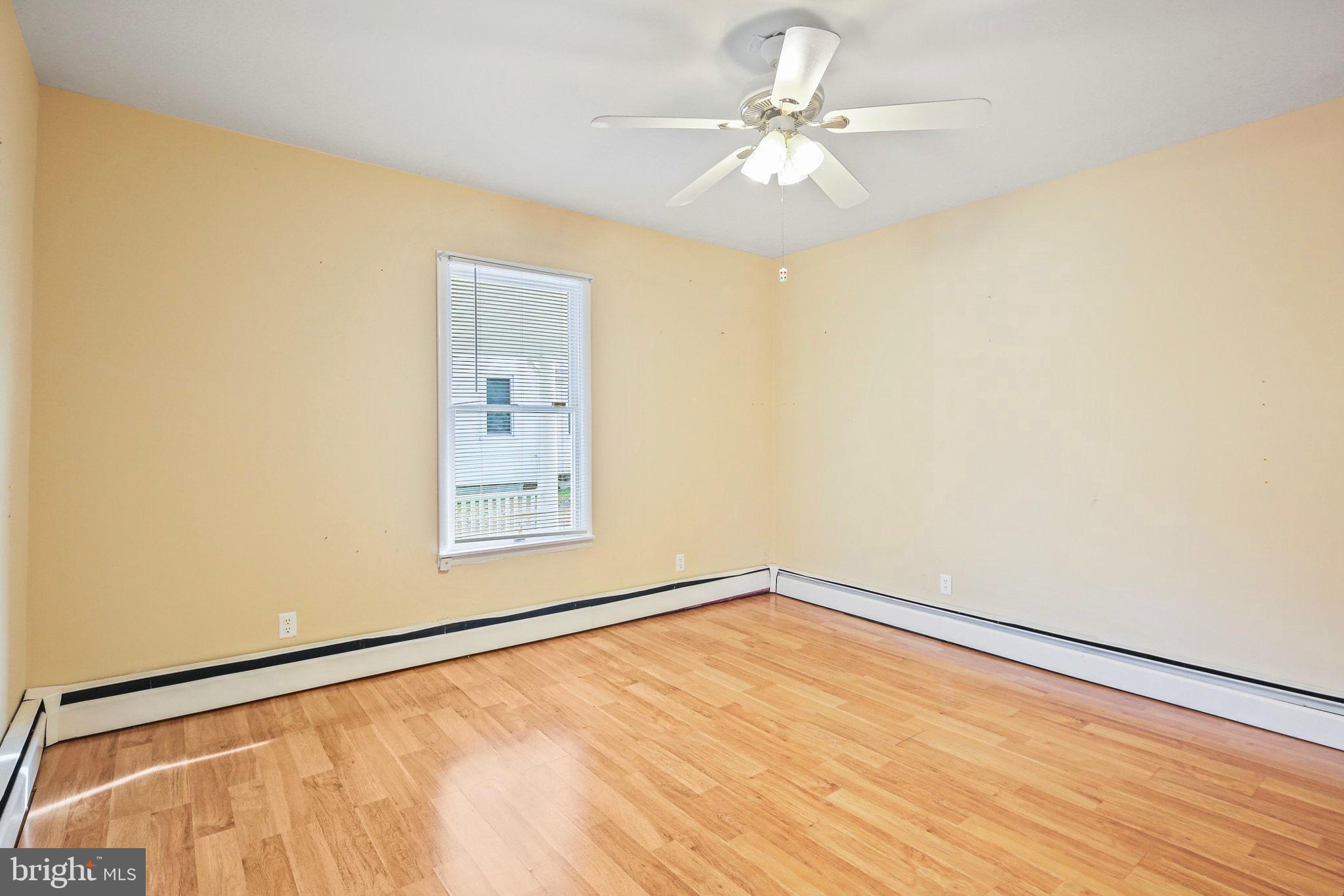 STEVENSVILLE - Residential