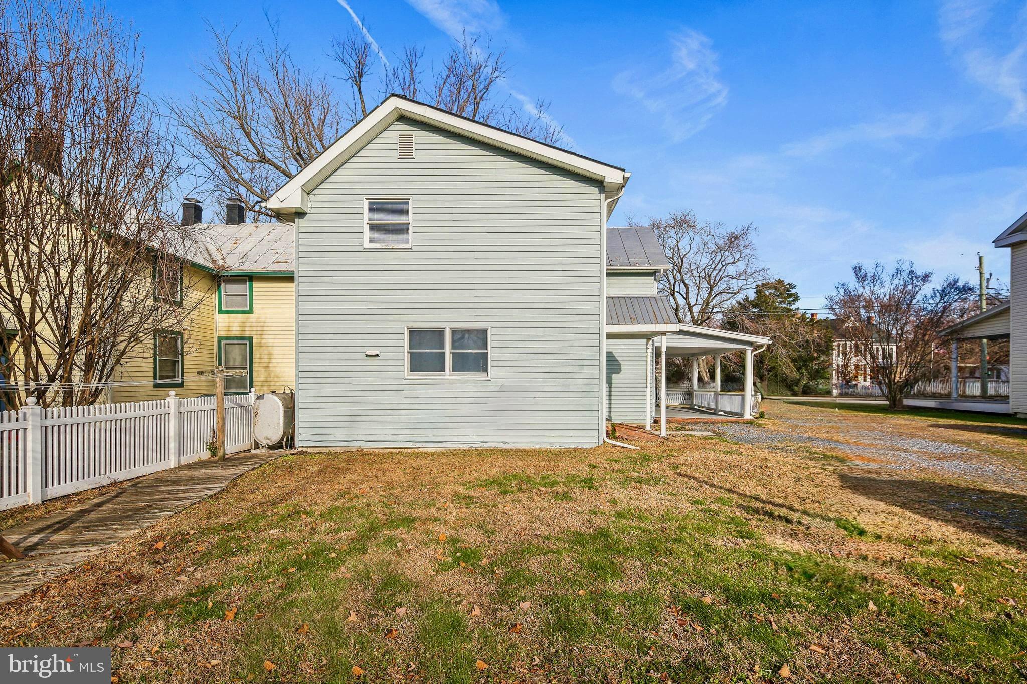 STEVENSVILLE - Residential