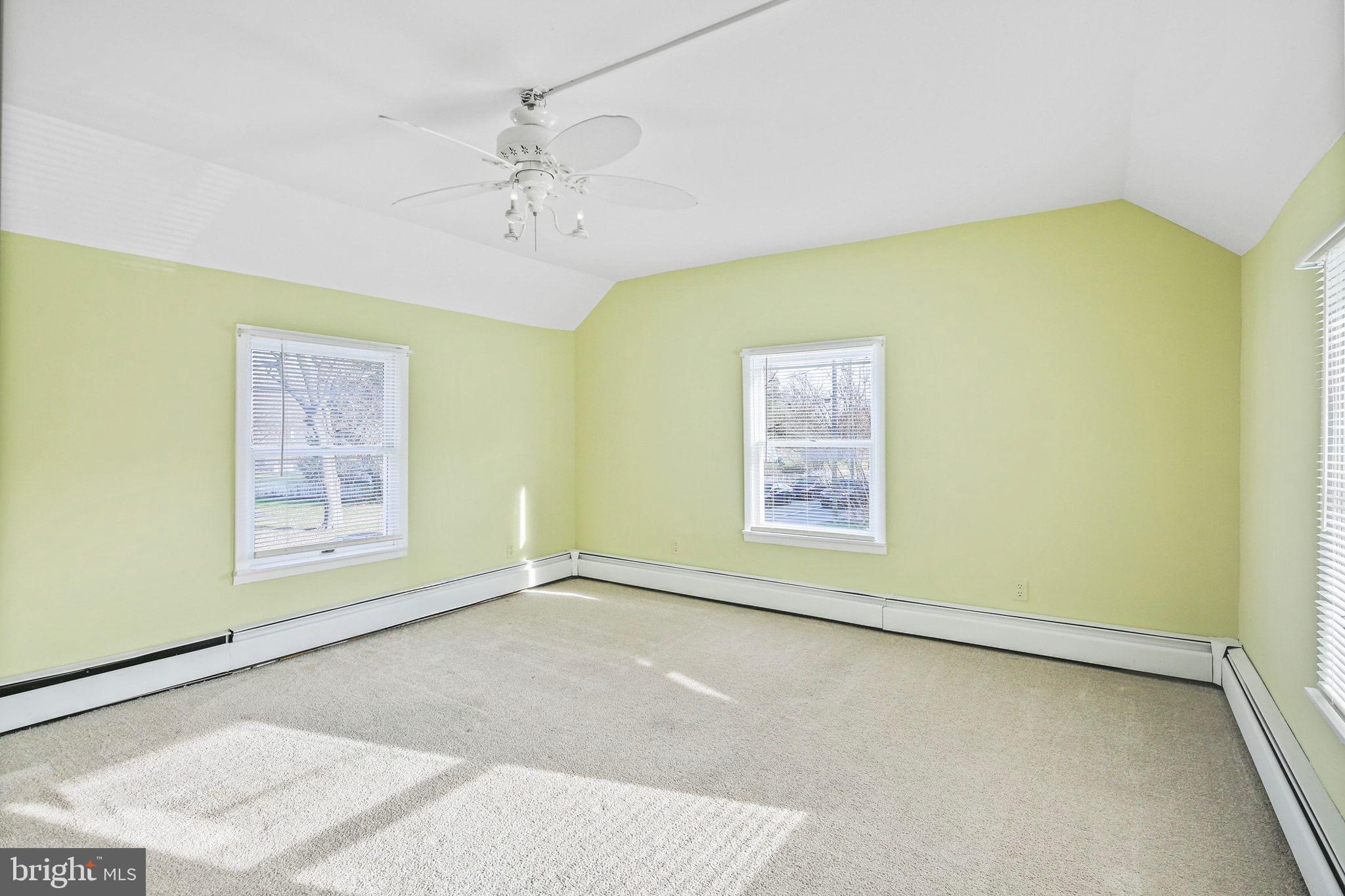 STEVENSVILLE - Residential