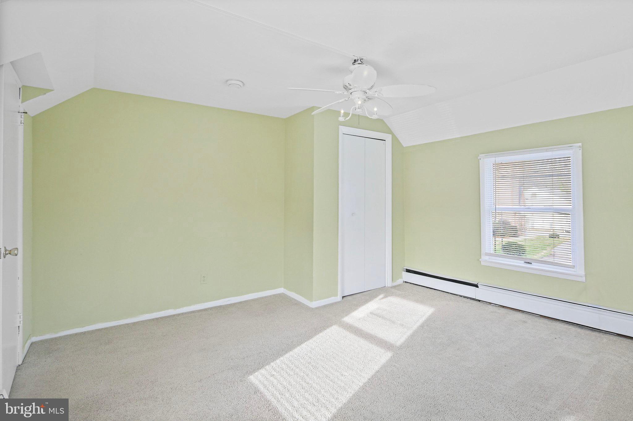 STEVENSVILLE - Residential