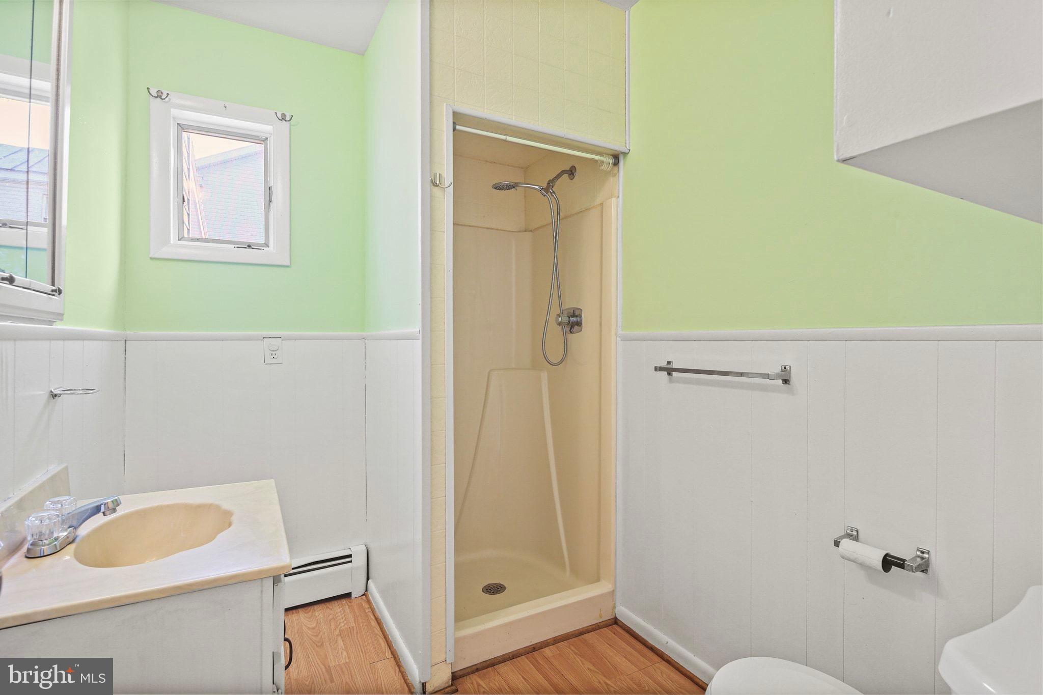 STEVENSVILLE - Residential